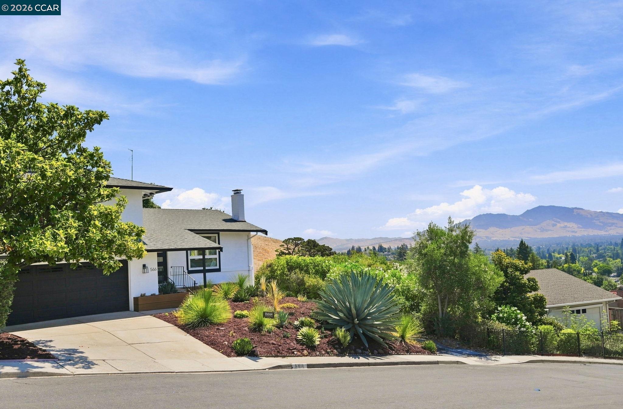 566 Webster Dr