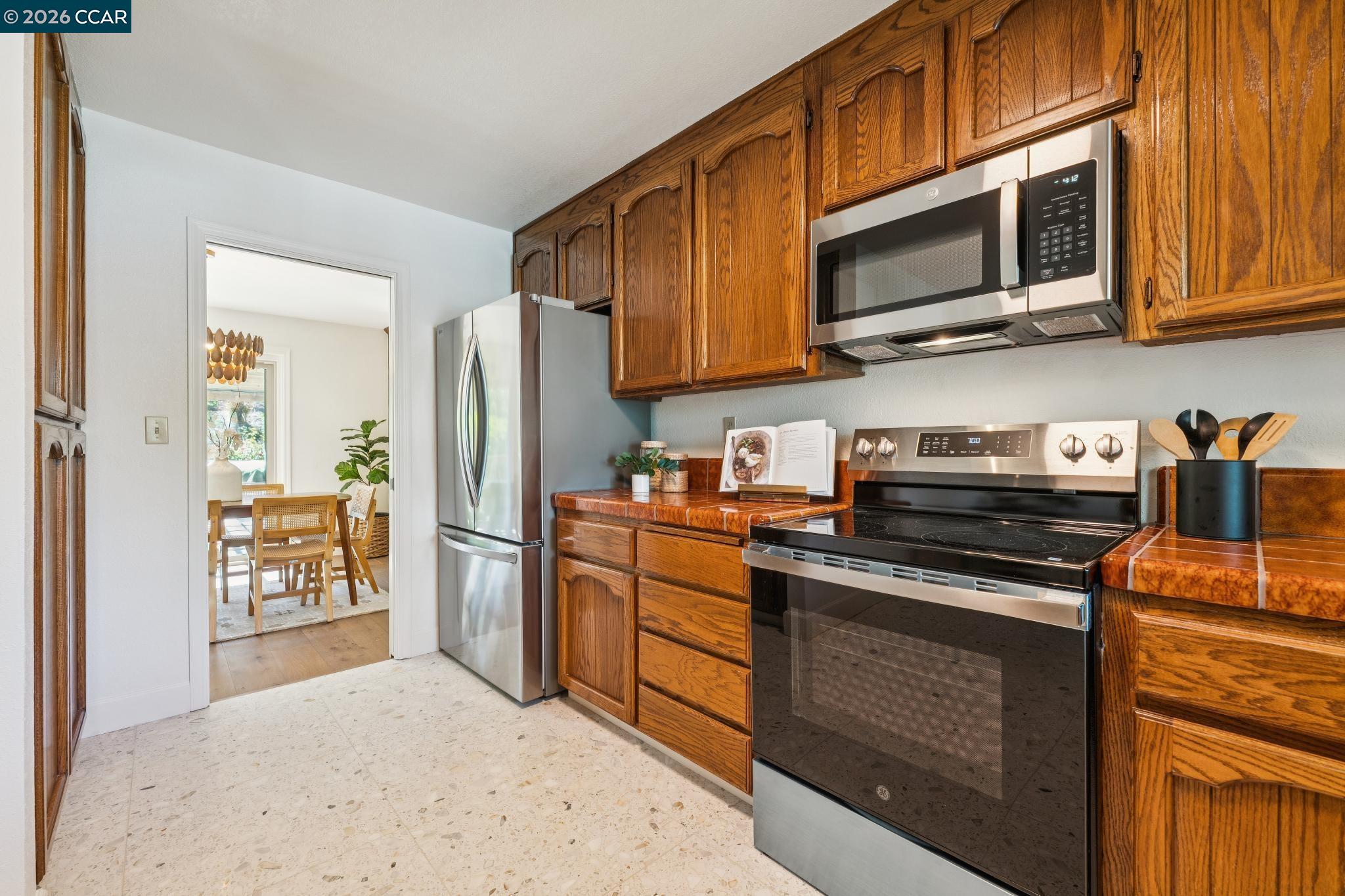 41 Burnham Ct