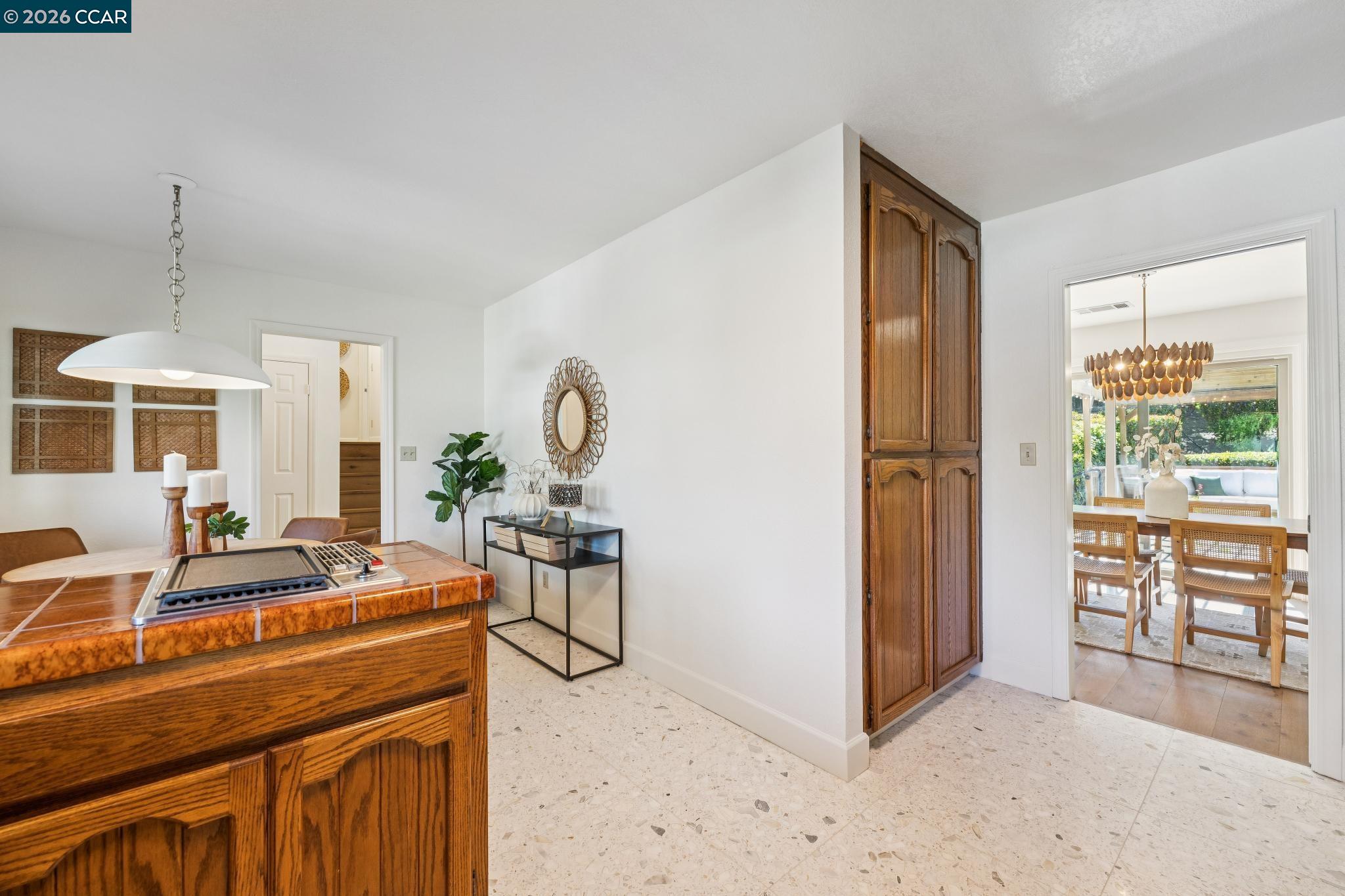 41 Burnham Ct