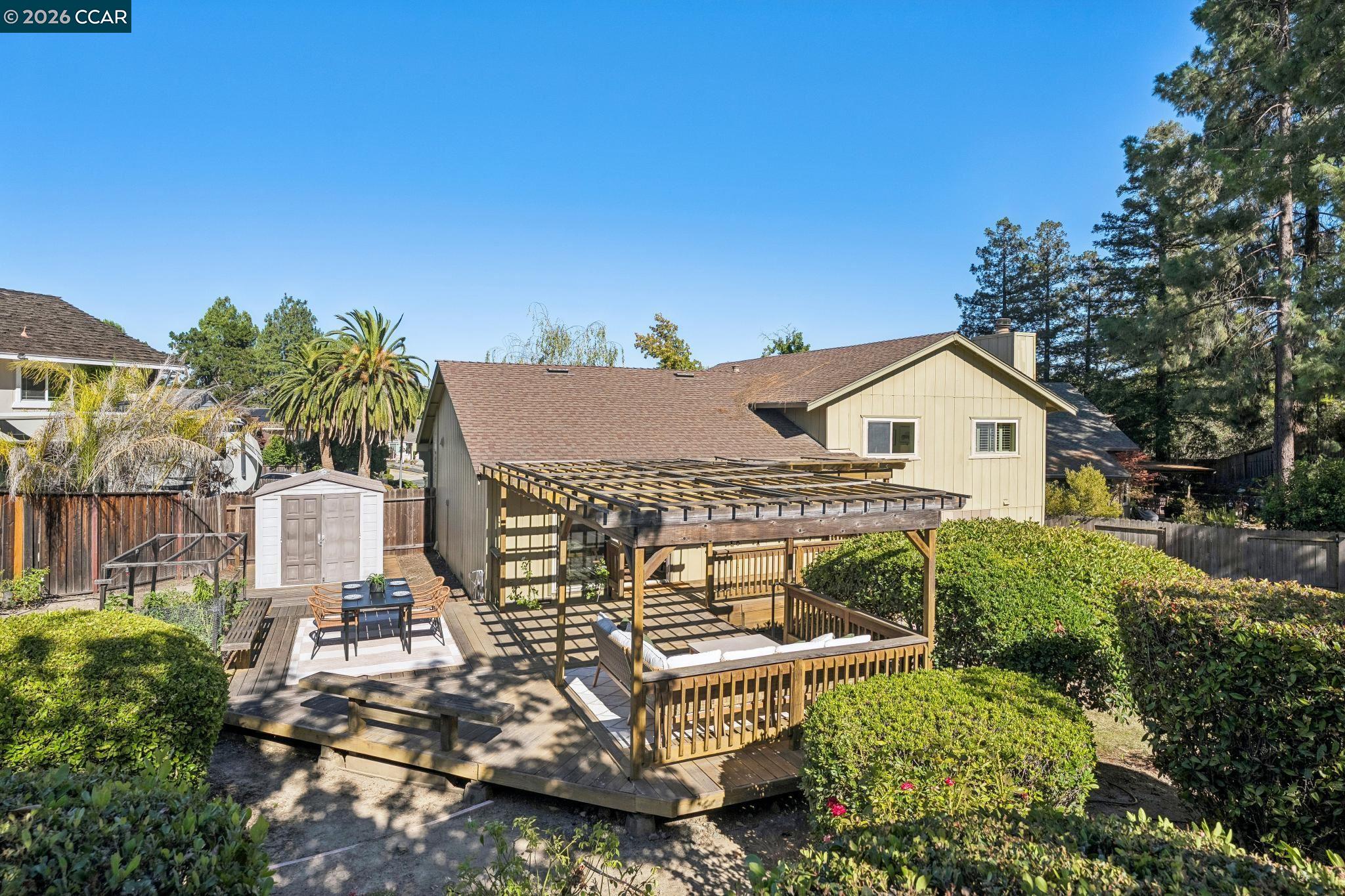 41 Burnham Ct