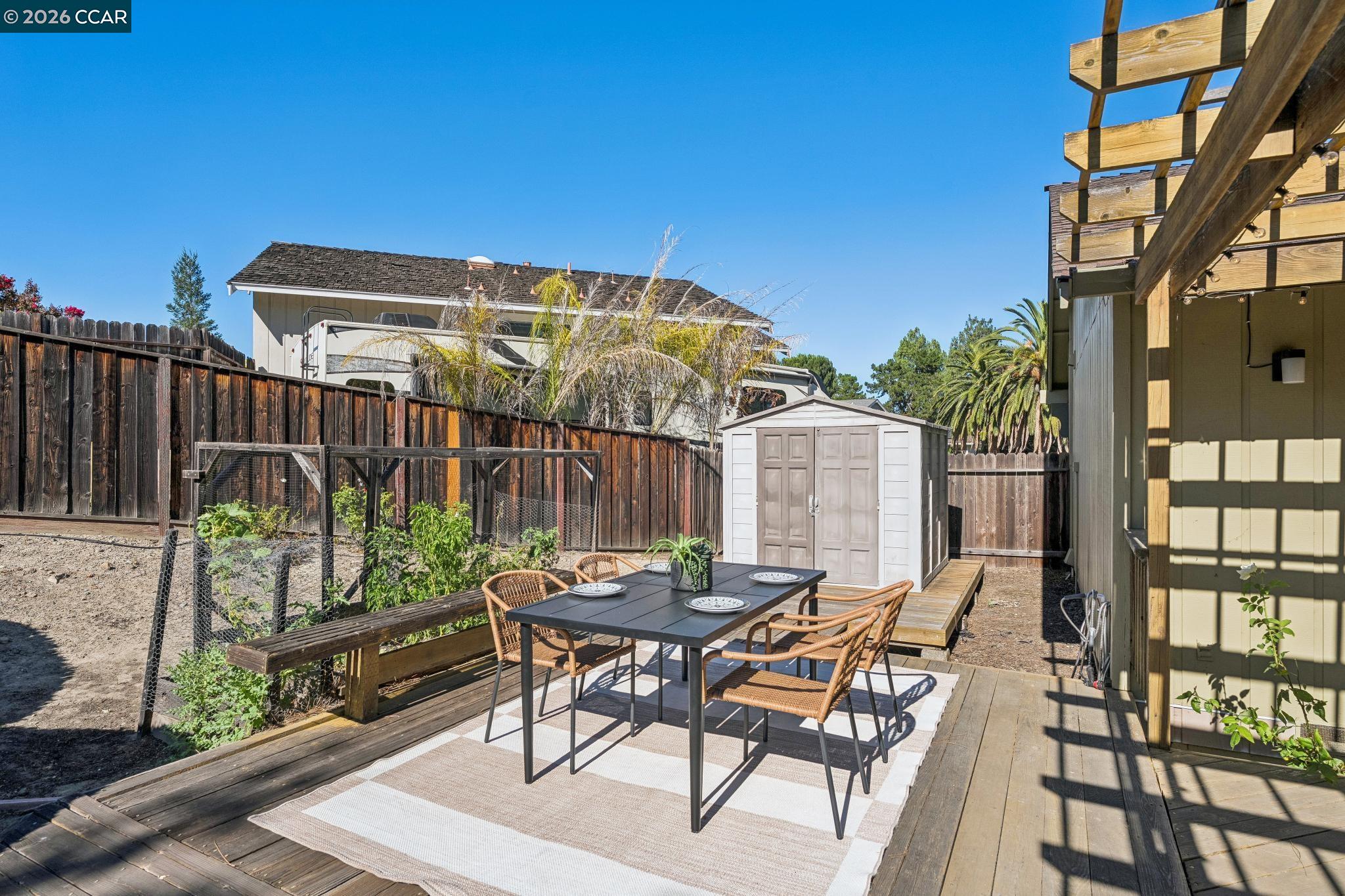 41 Burnham Ct