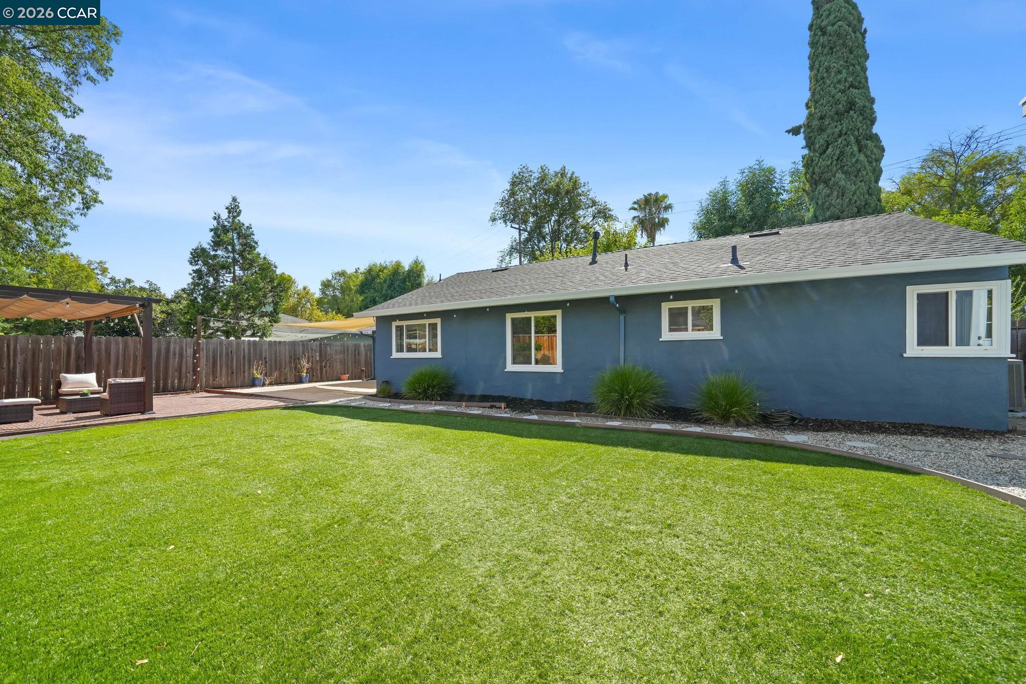 1555 Violet Way