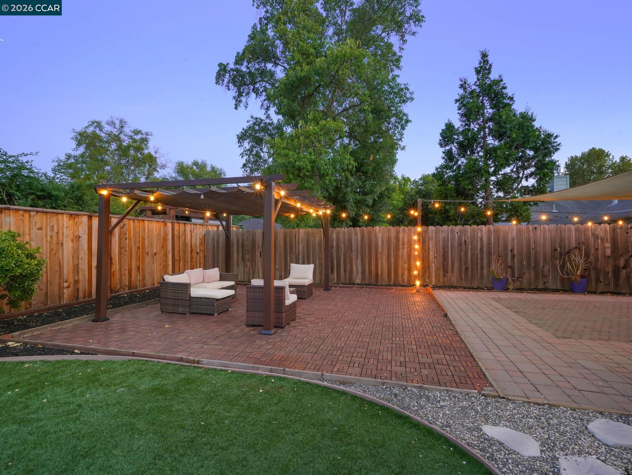 1555 Violet Way