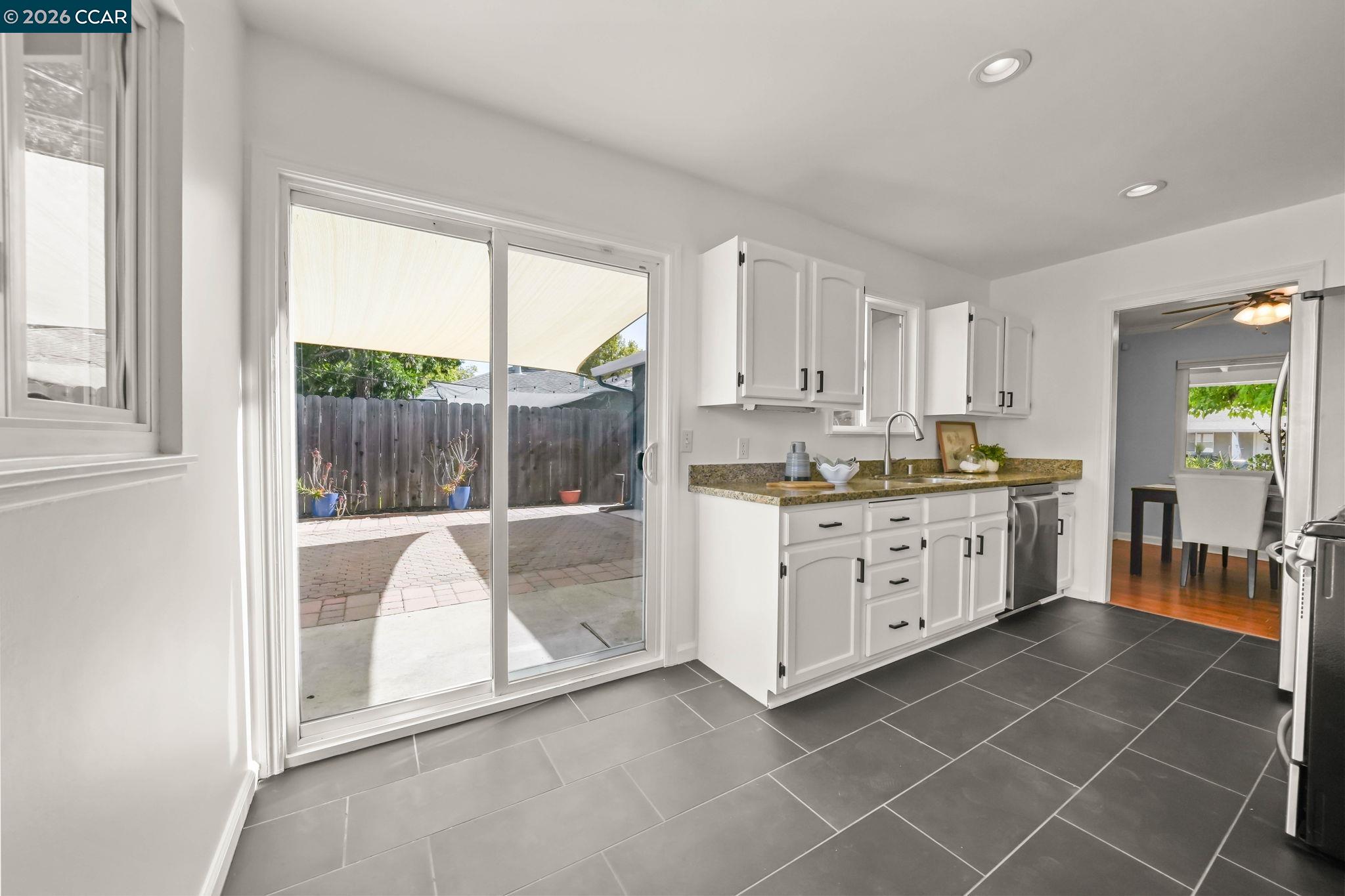 1555 Violet Way
