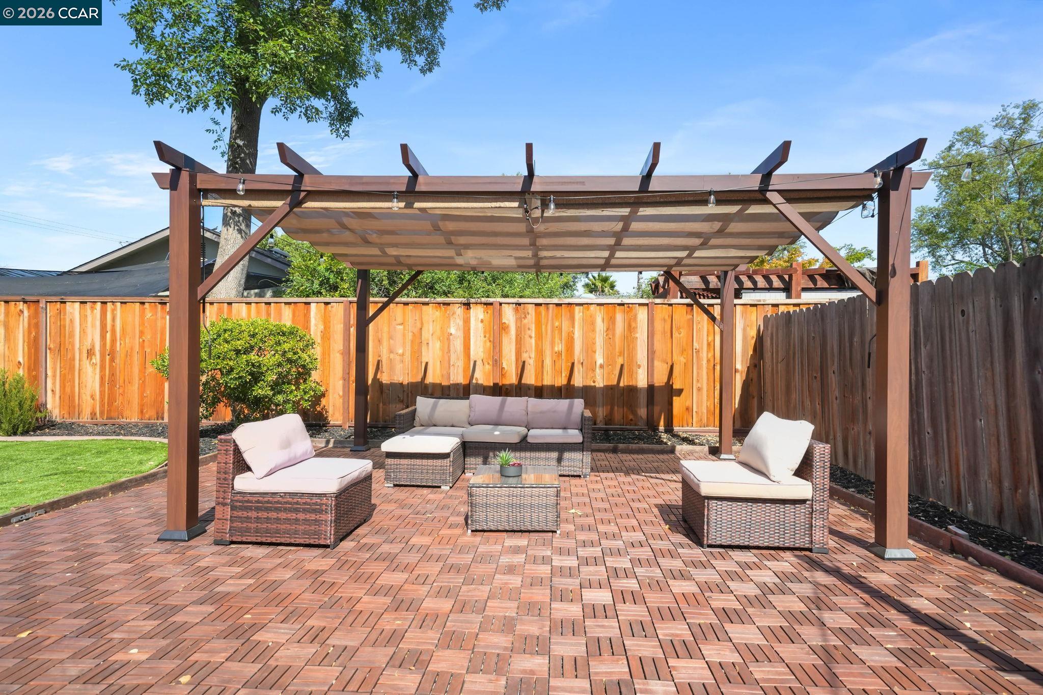 1555 Violet Way