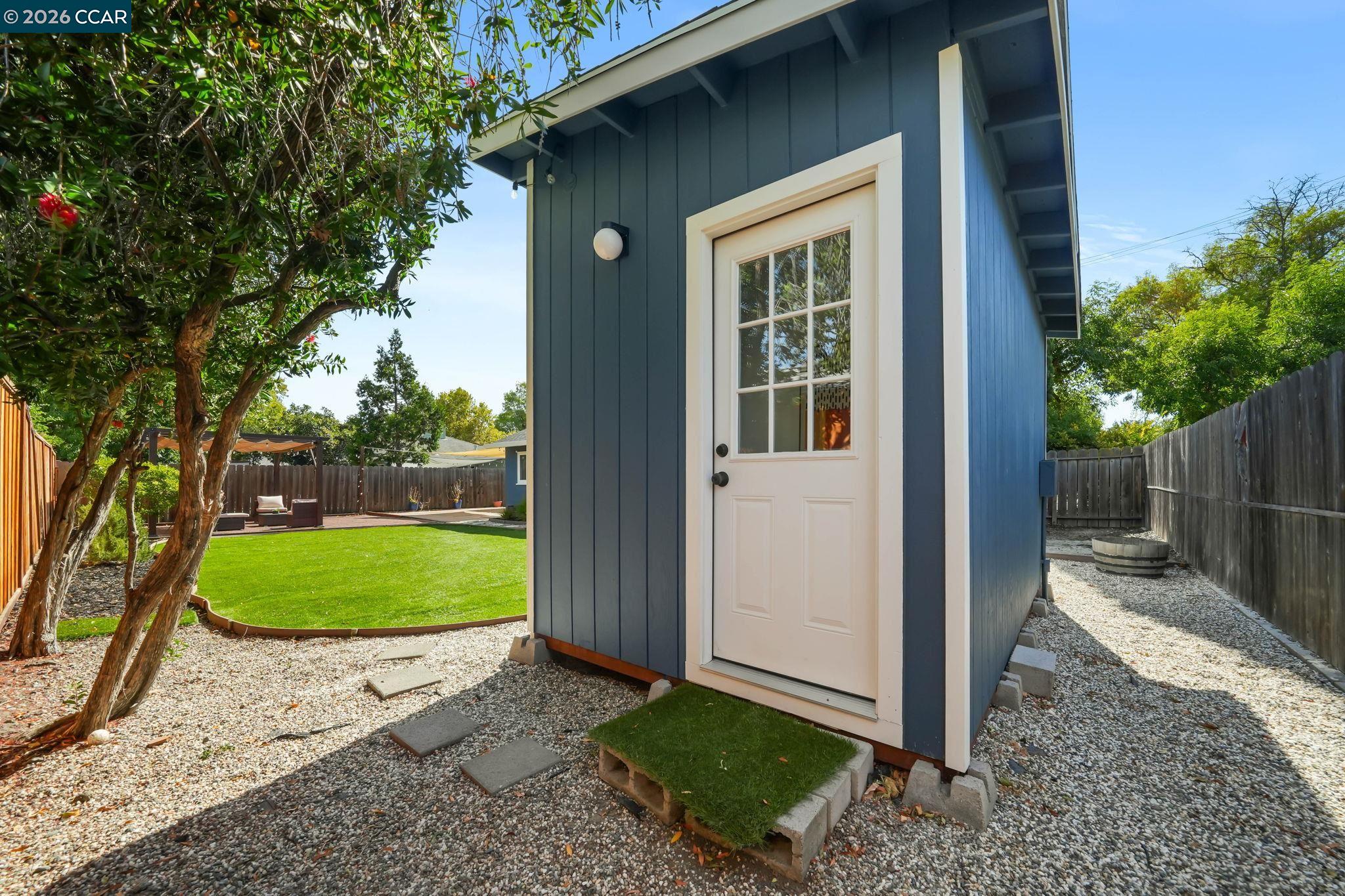 1555 Violet Way