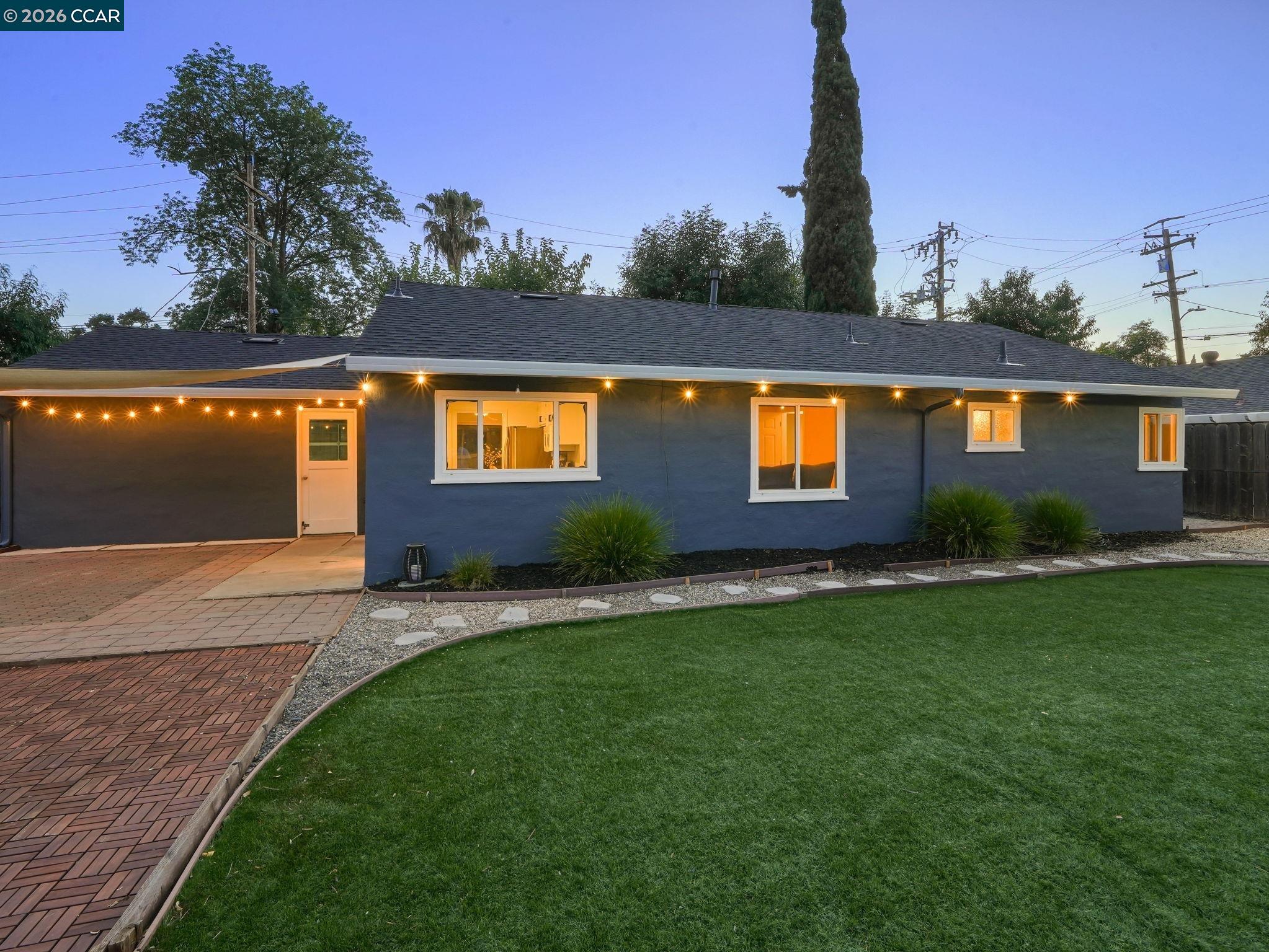 1555 Violet Way