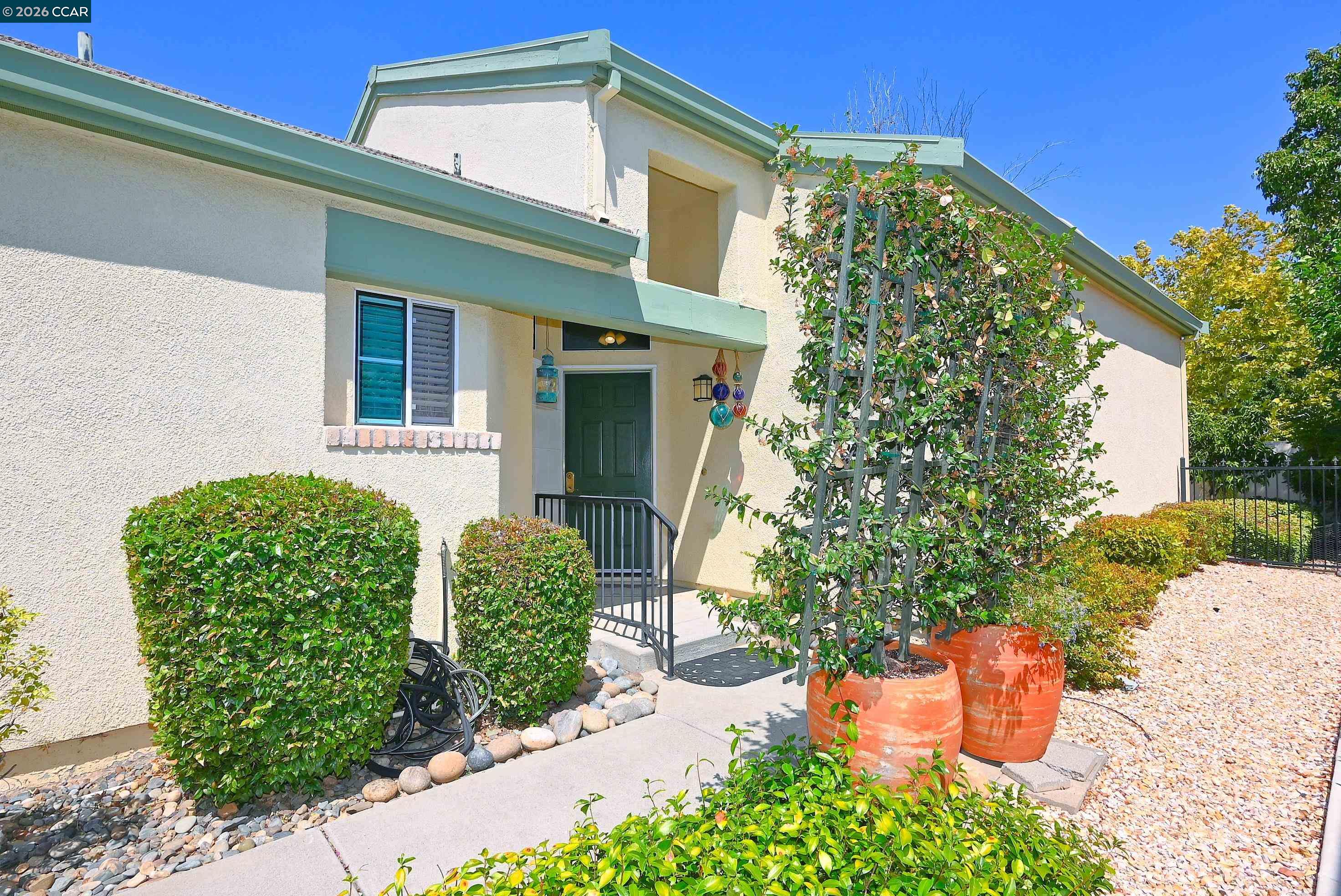 310 Winesap Dr.