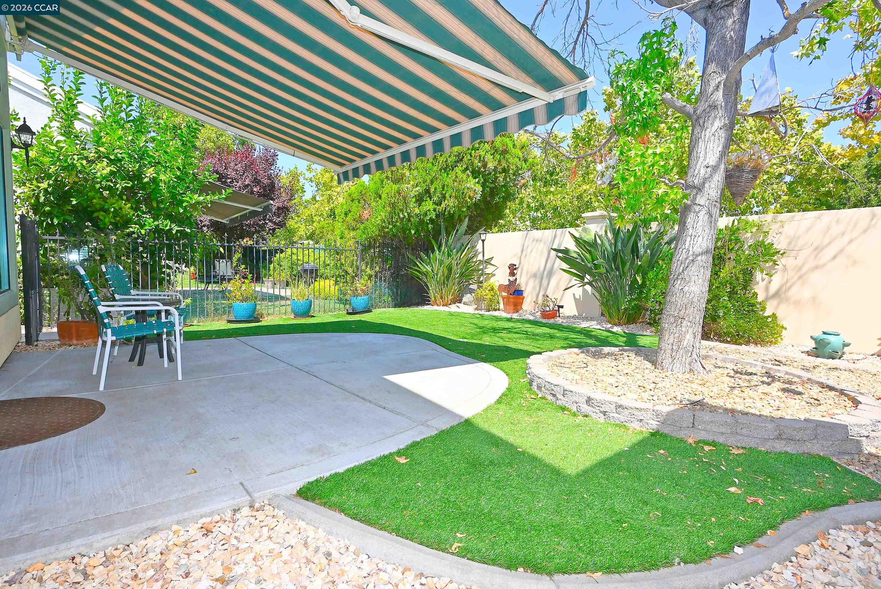 310 Winesap Dr.