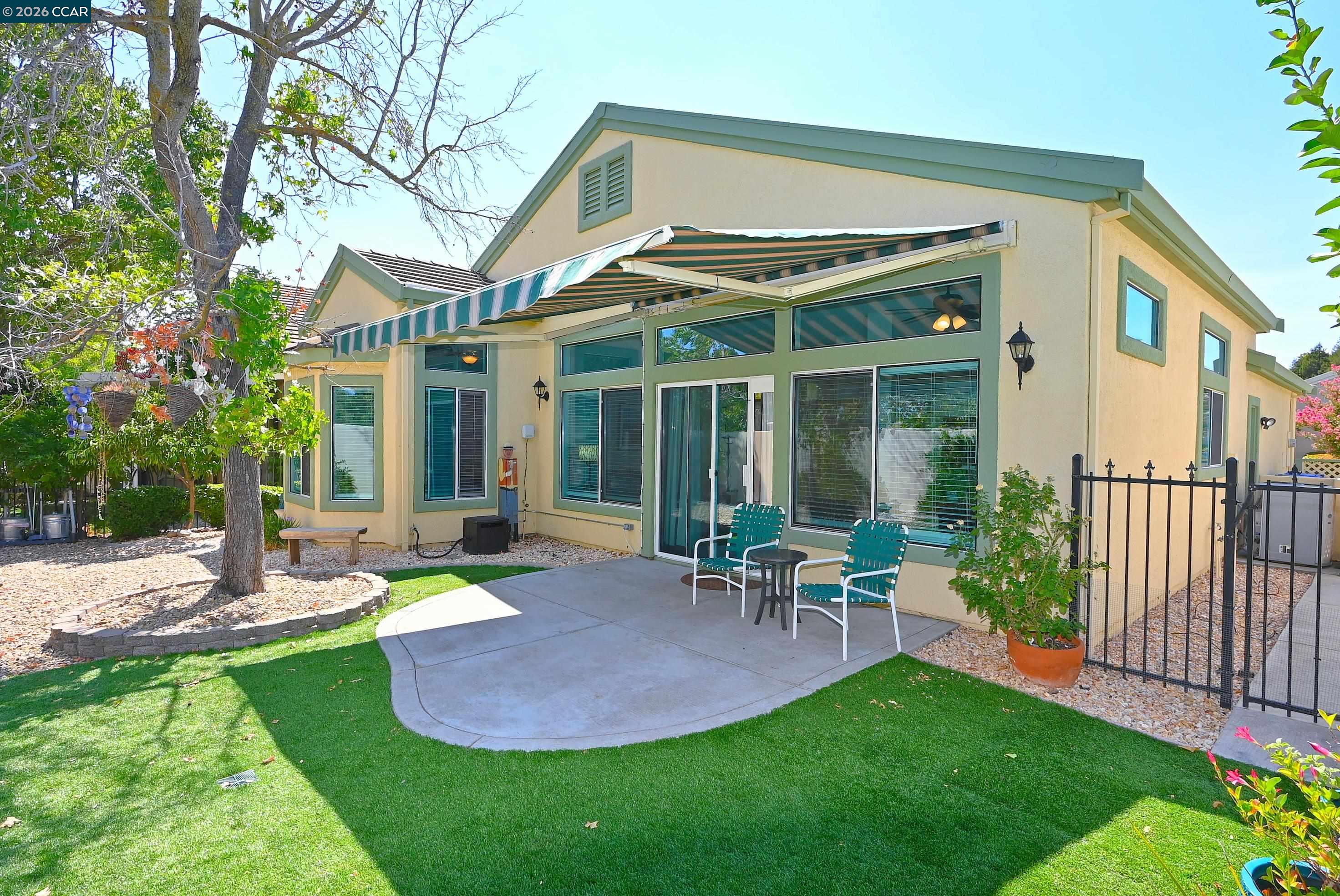 310 Winesap Dr.