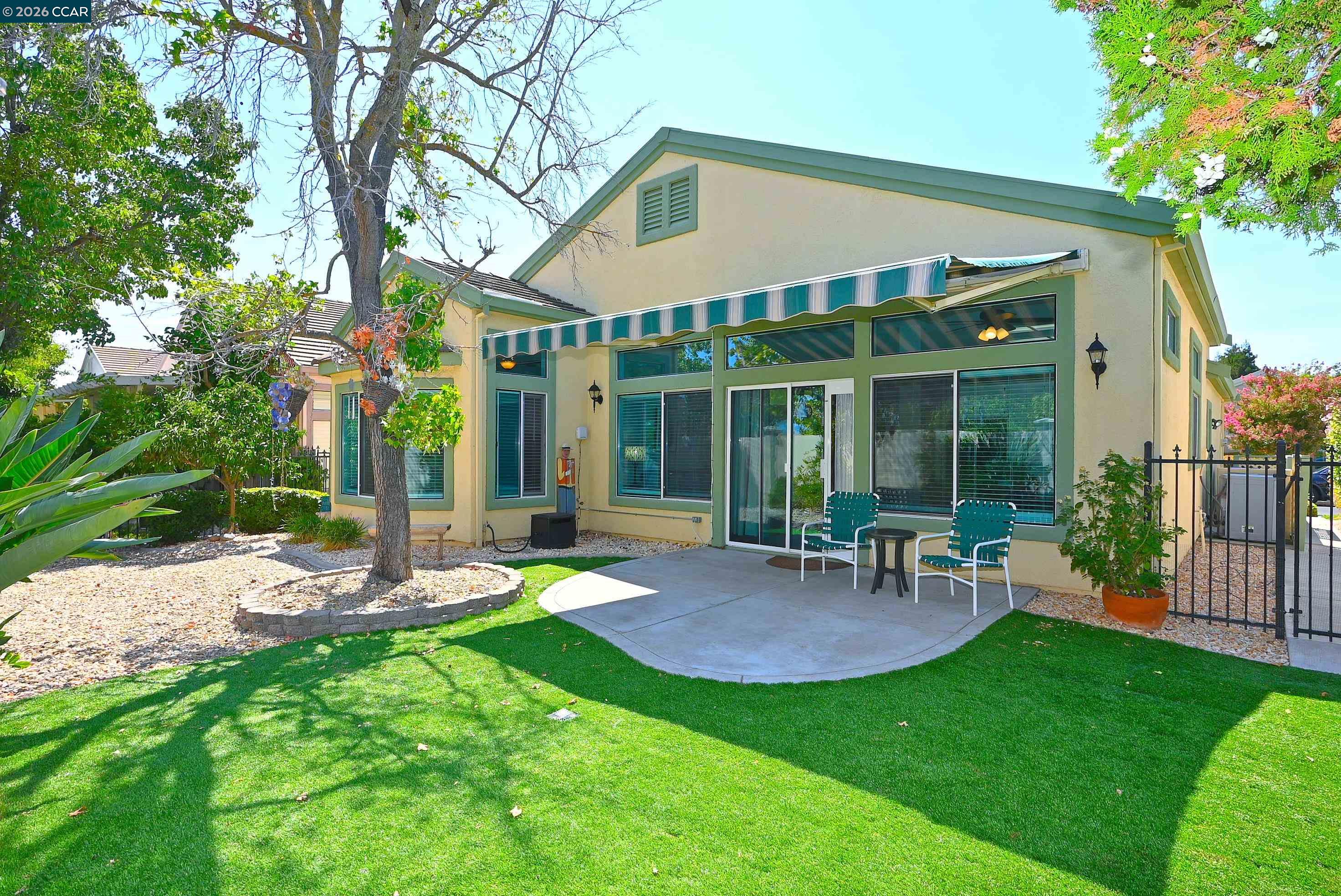 310 Winesap Dr.