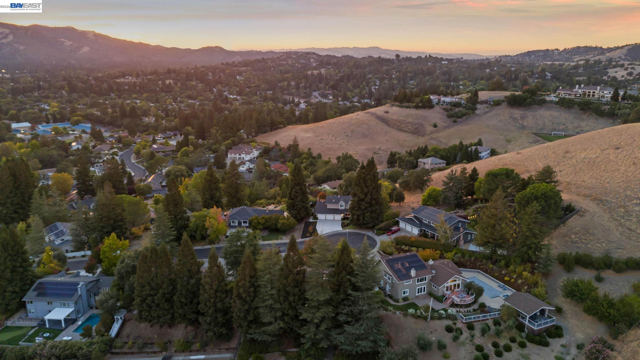 222 Arthur Ct
