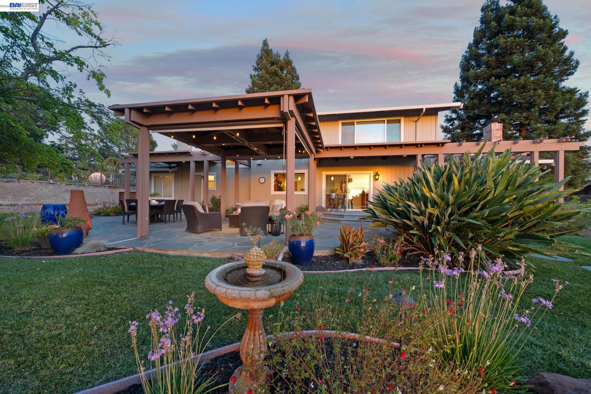 222 Arthur Ct