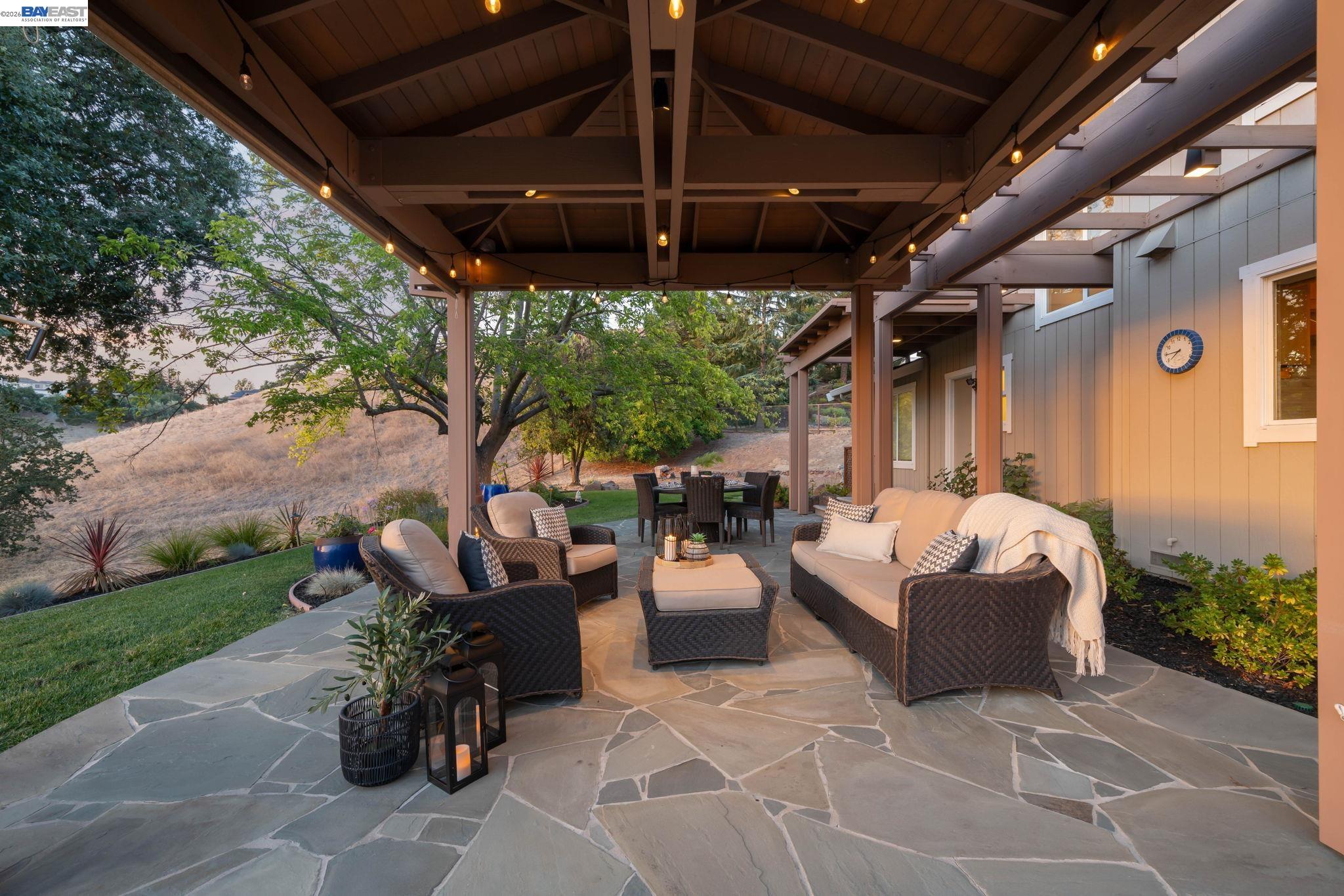 222 Arthur Ct