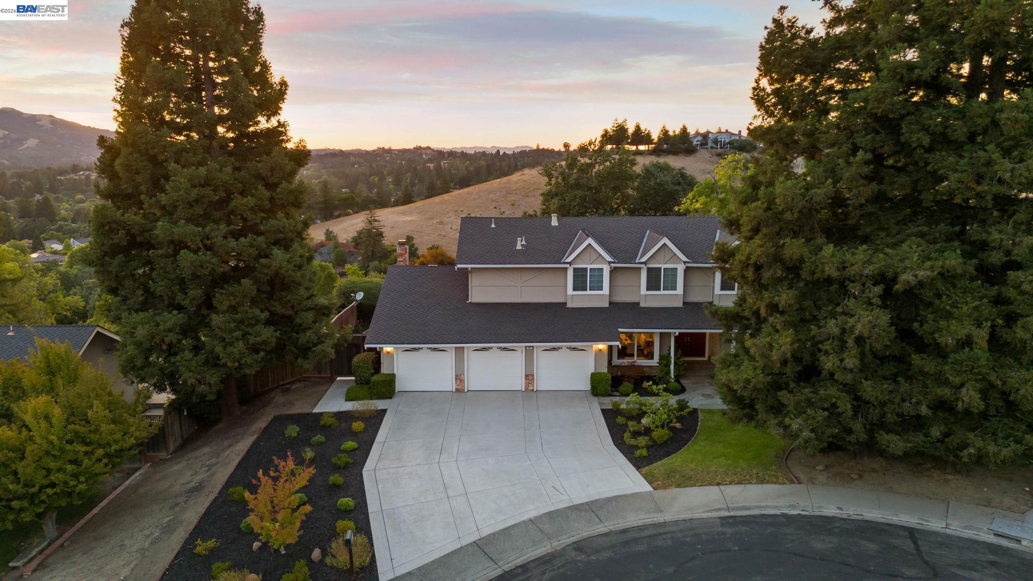 222 Arthur Ct