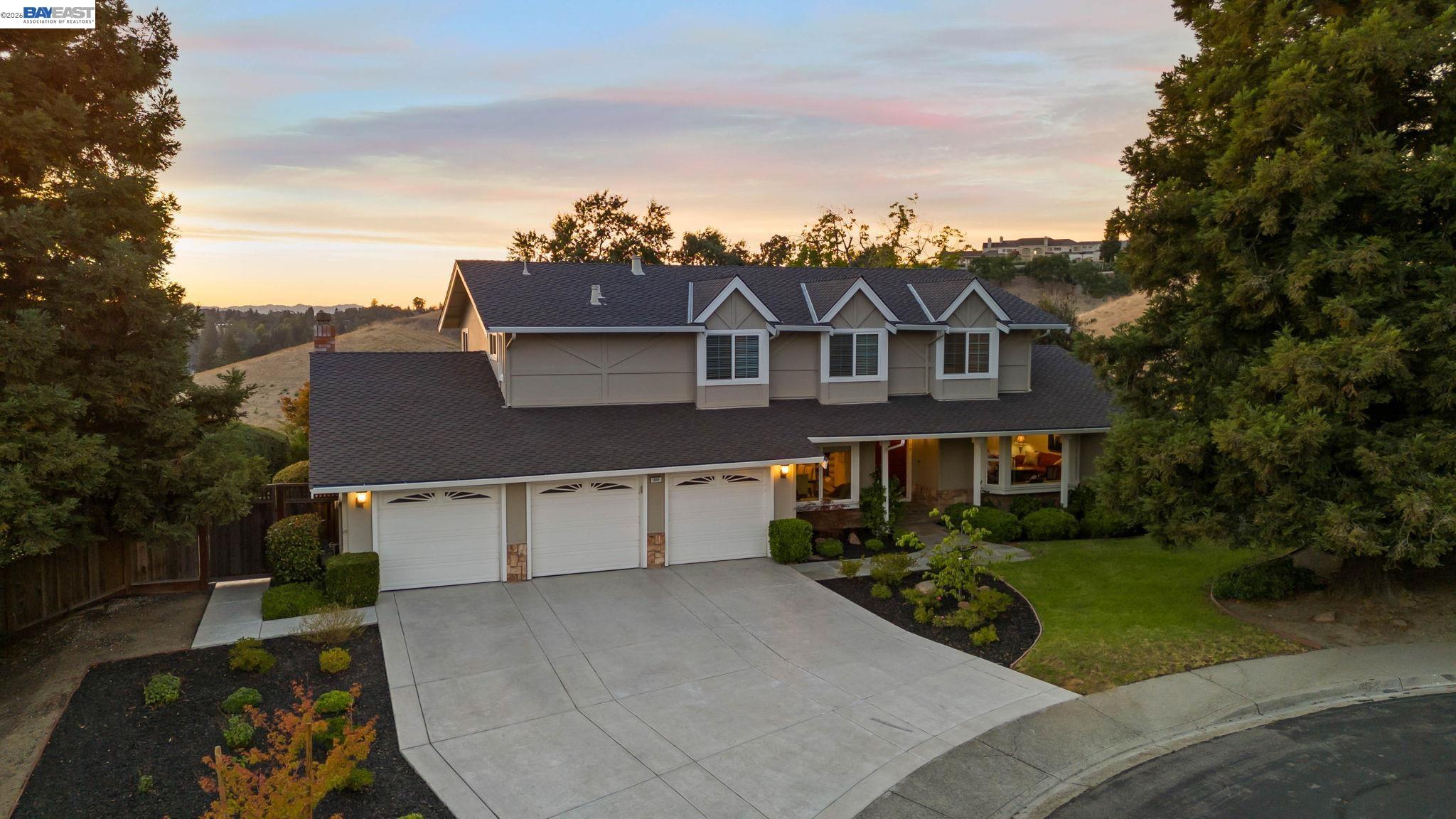 222 Arthur Ct