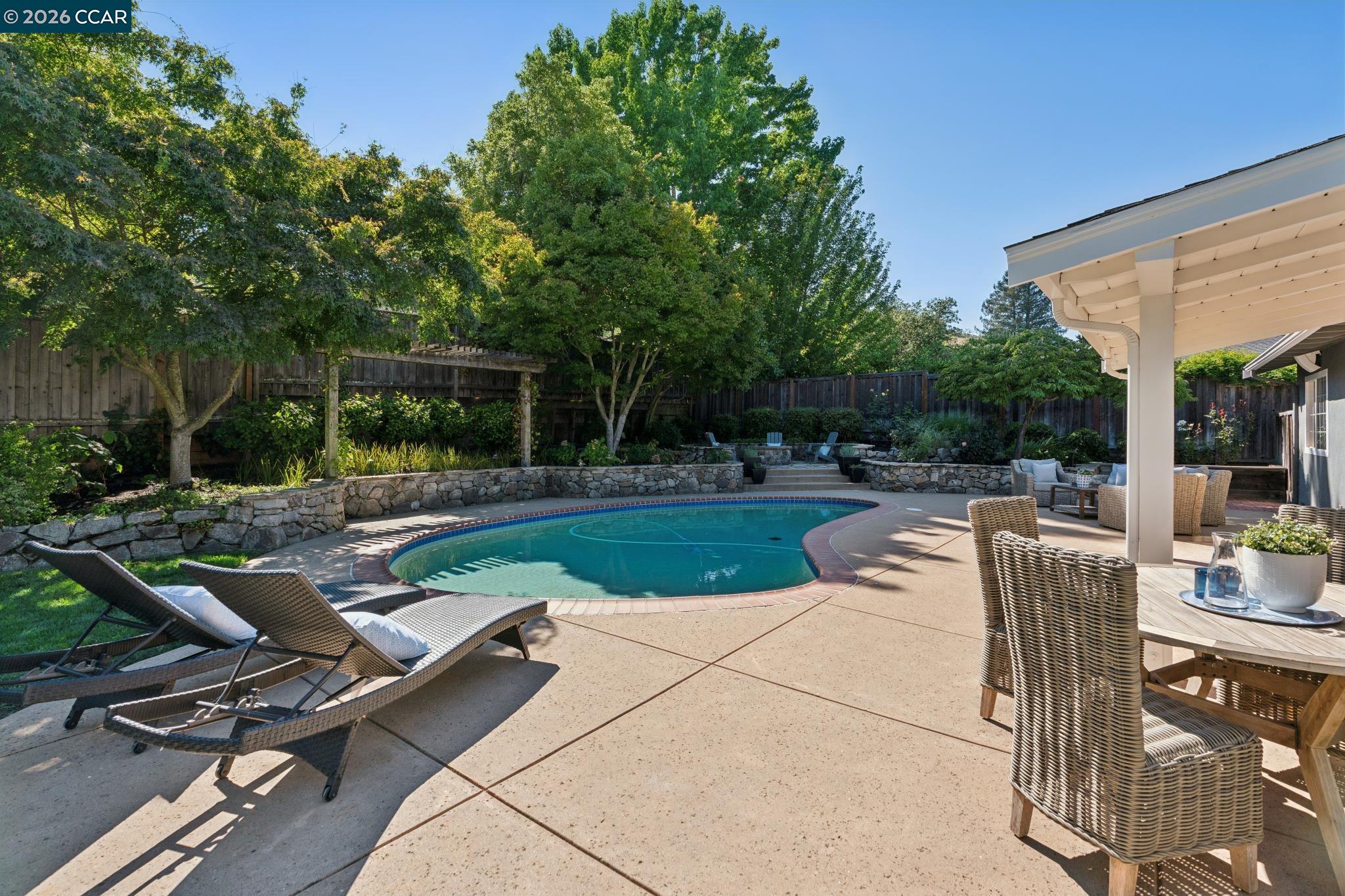 294 Deerfield Dr