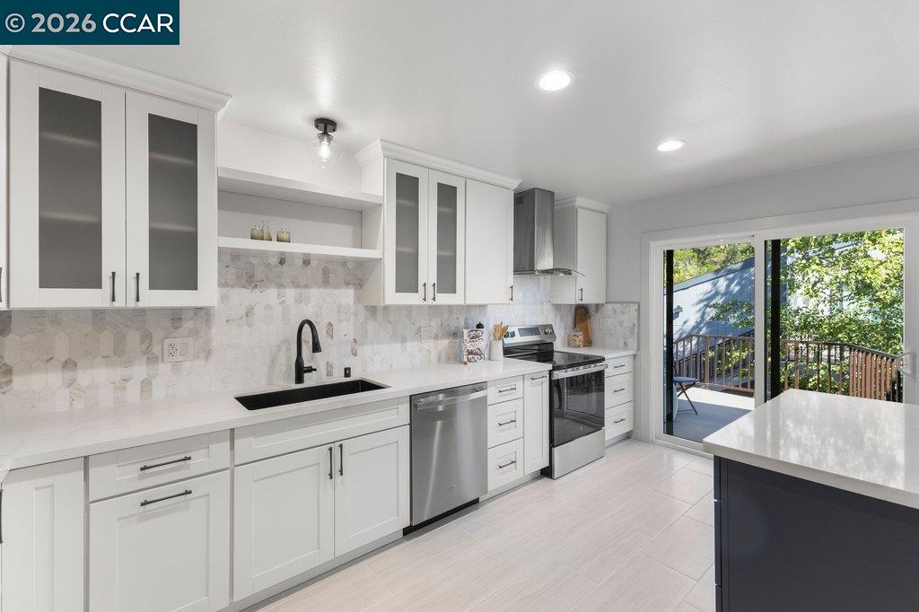 3674 Rossmoor Pkwy # 5