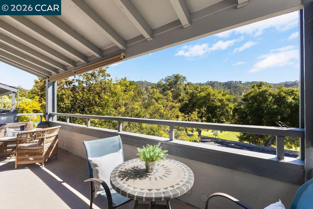 3674 Rossmoor Pkwy # 5