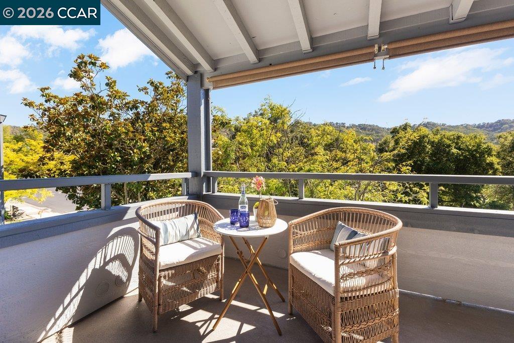 3674 Rossmoor Pkwy # 5