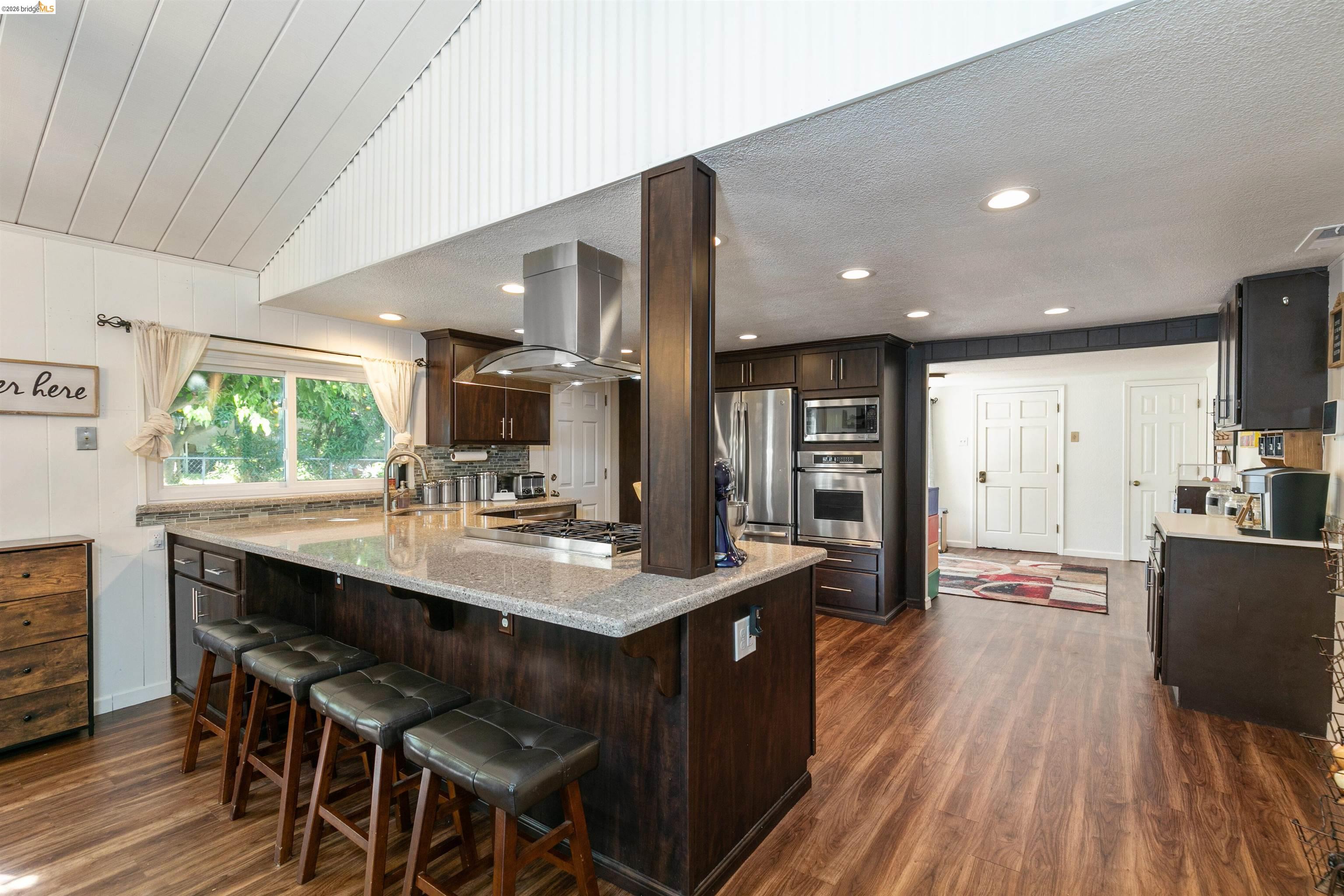 105 W Bolton Rd