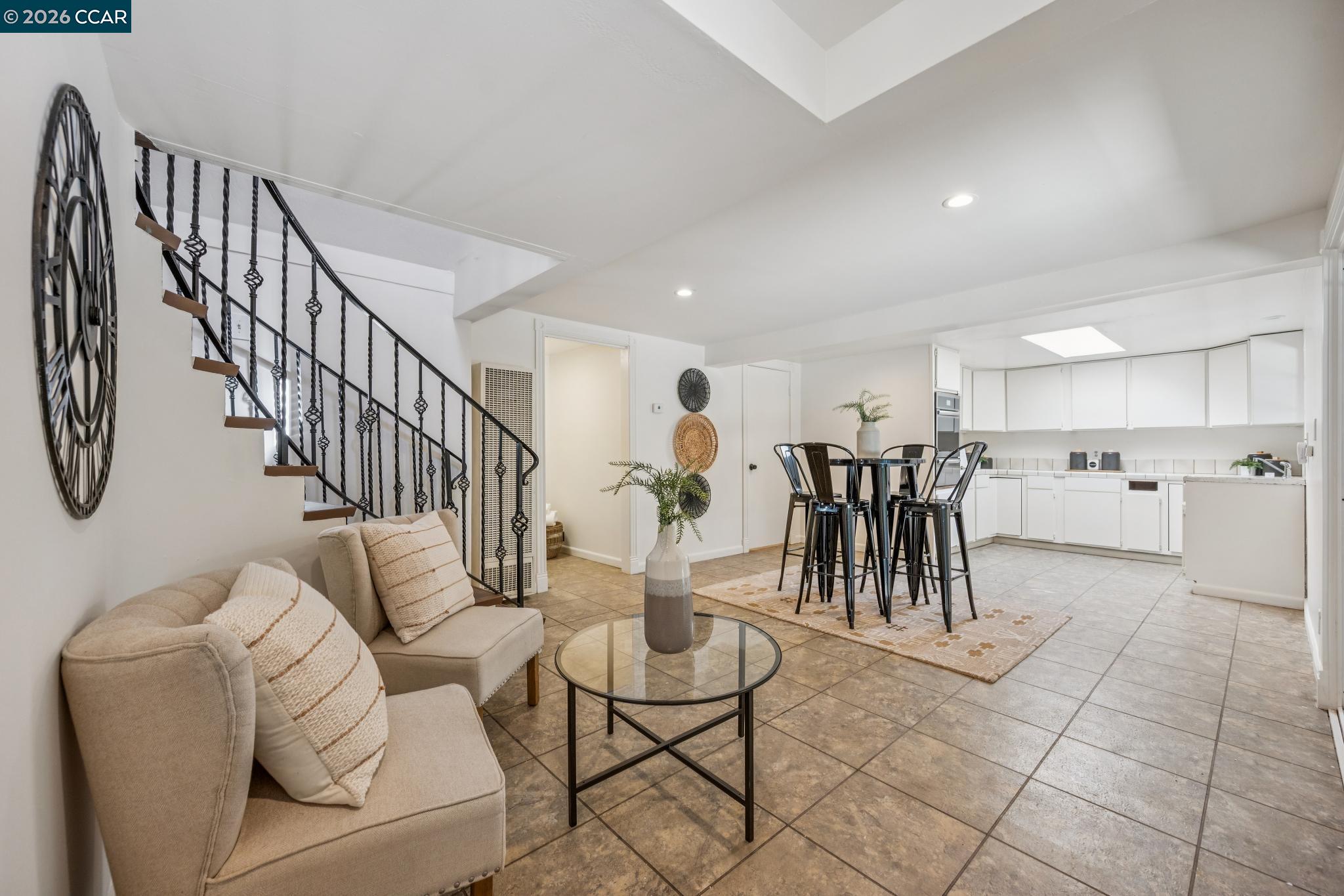 3386 Cowell Rd