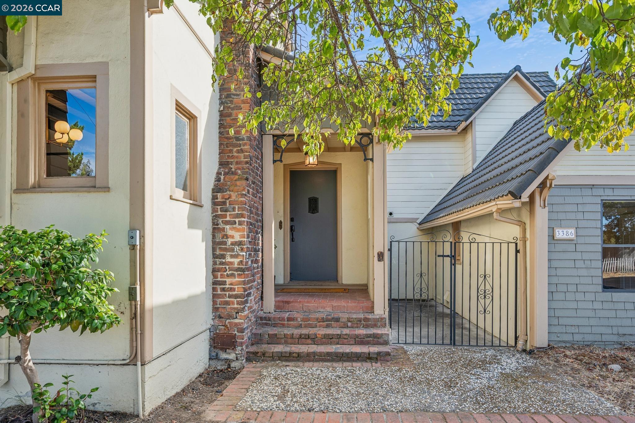 3386 Cowell Rd