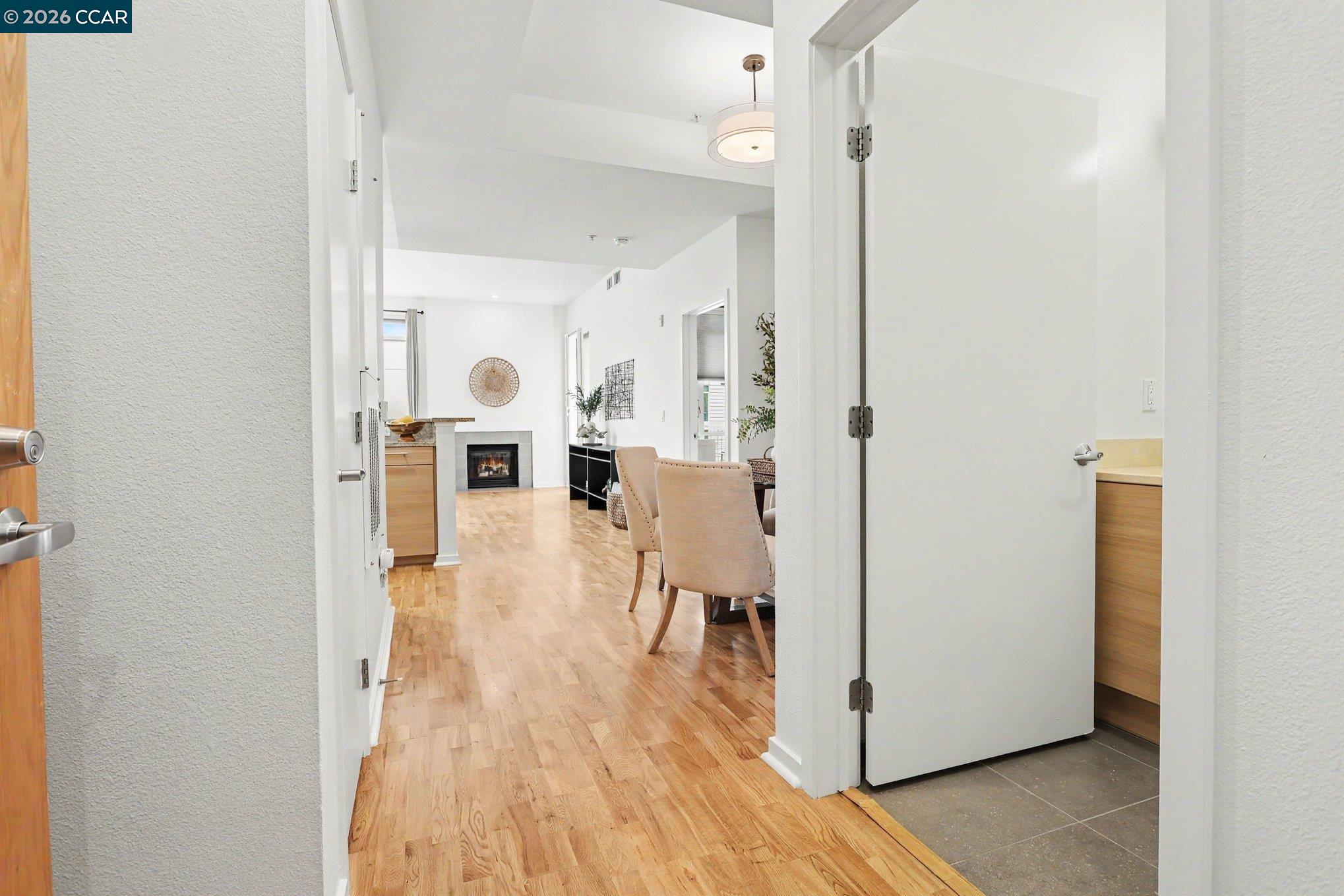 1655 N California Blvd. # 418