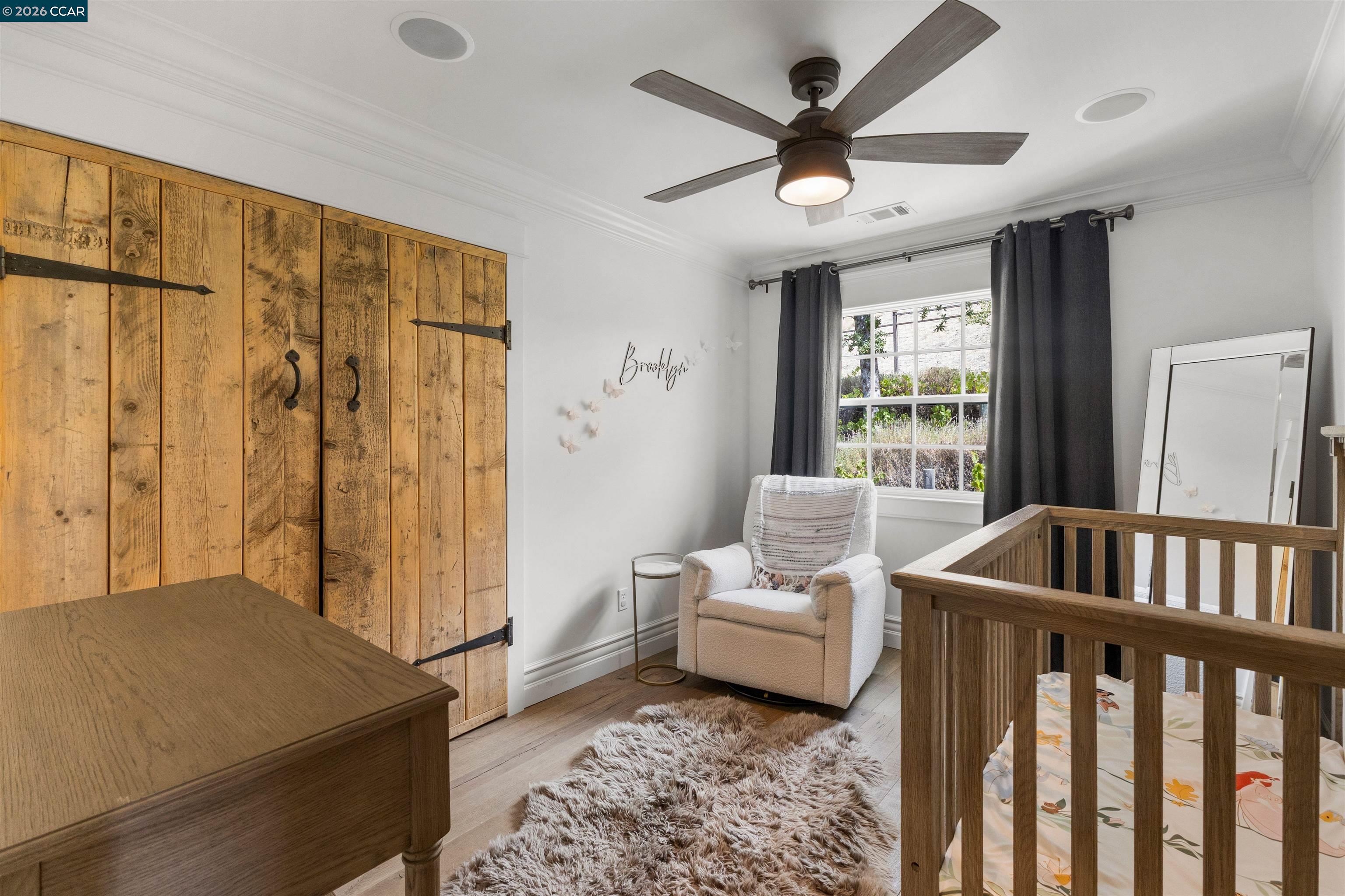 950 Country Lane