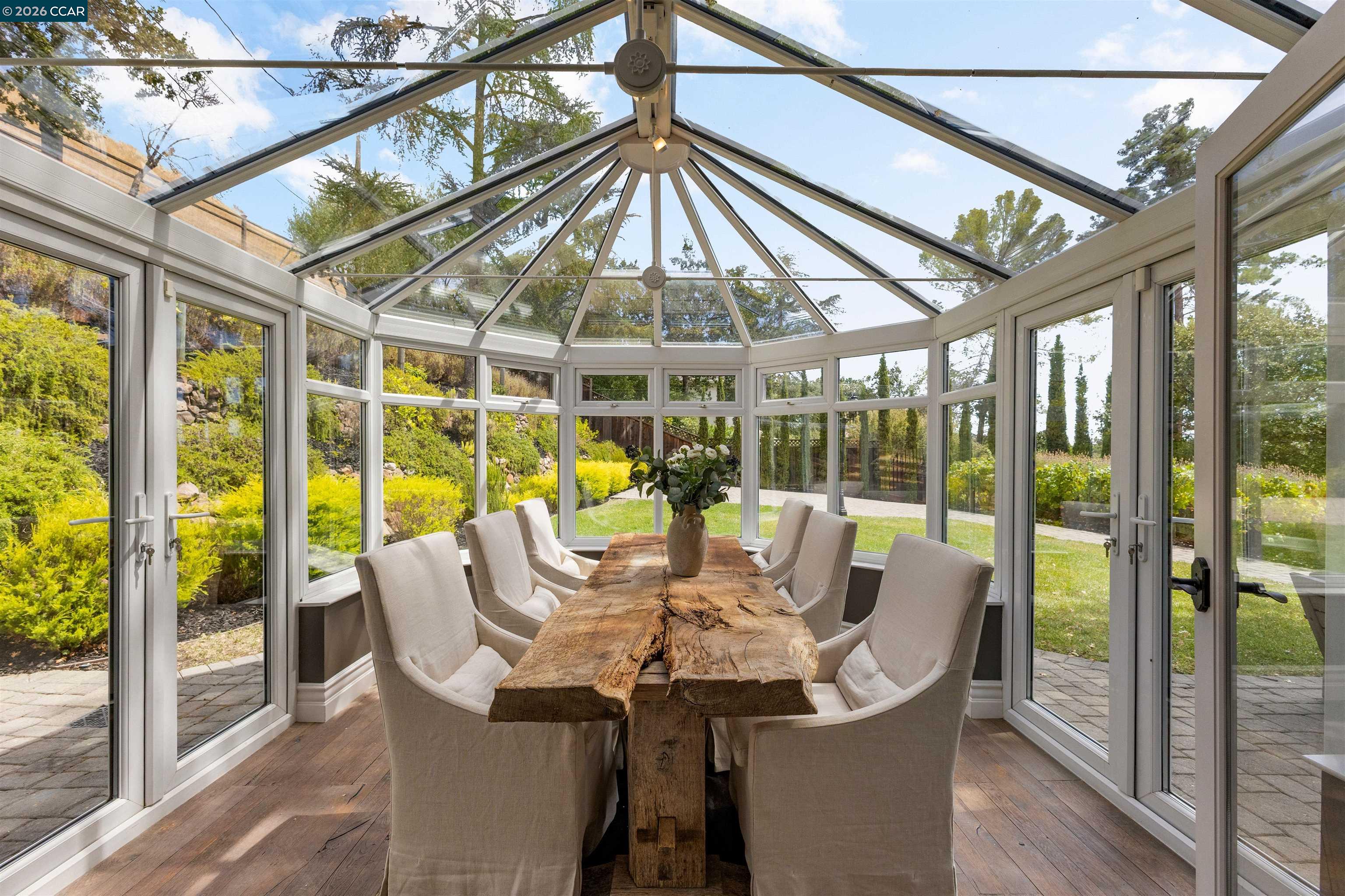 950 Country Lane