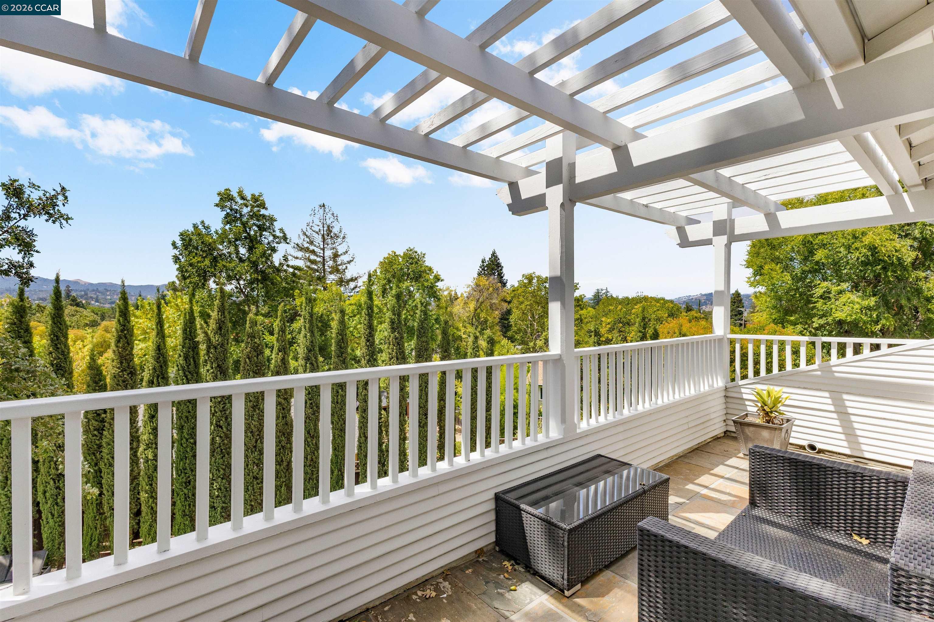 950 Country Lane