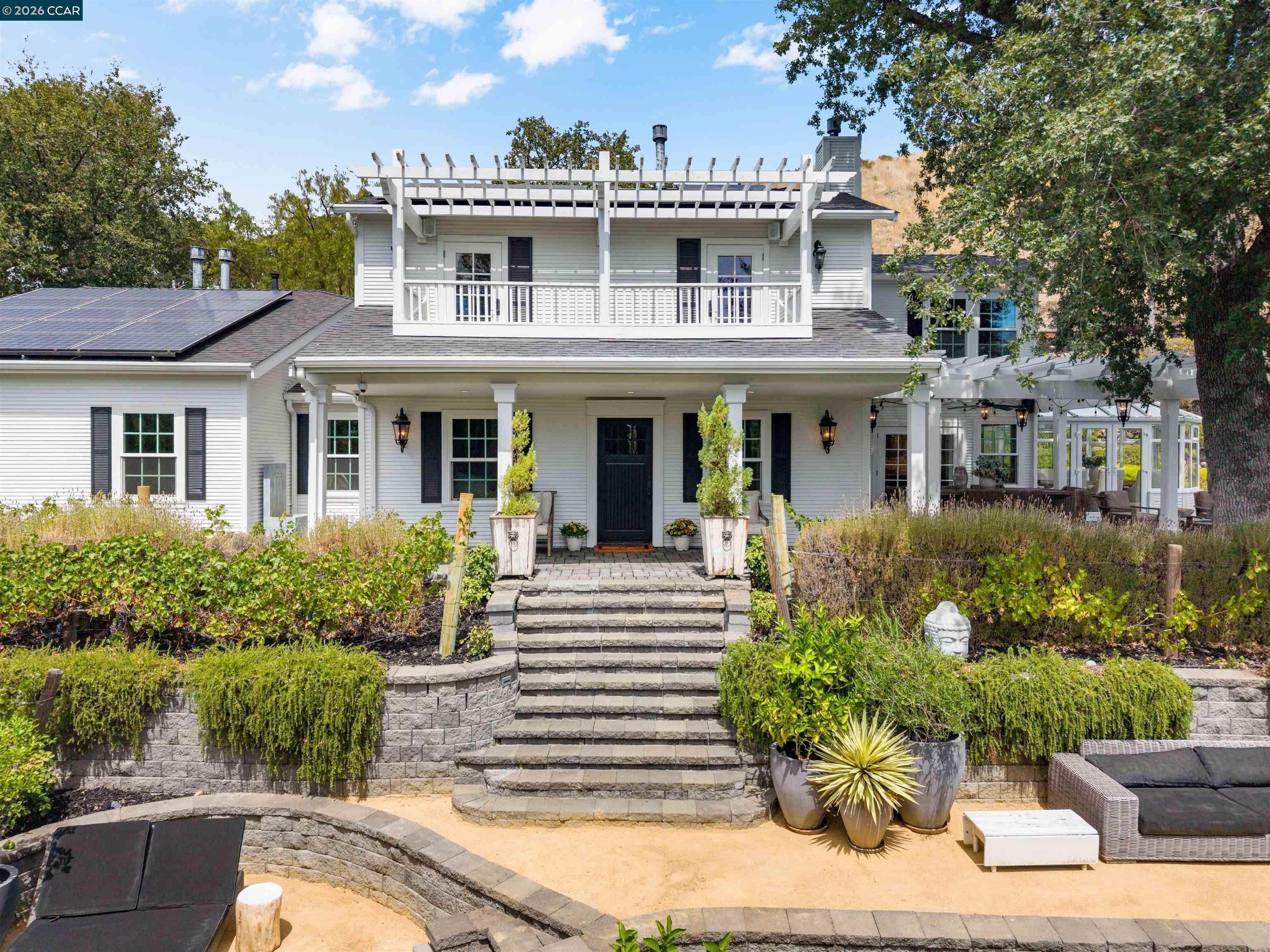950 Country Lane