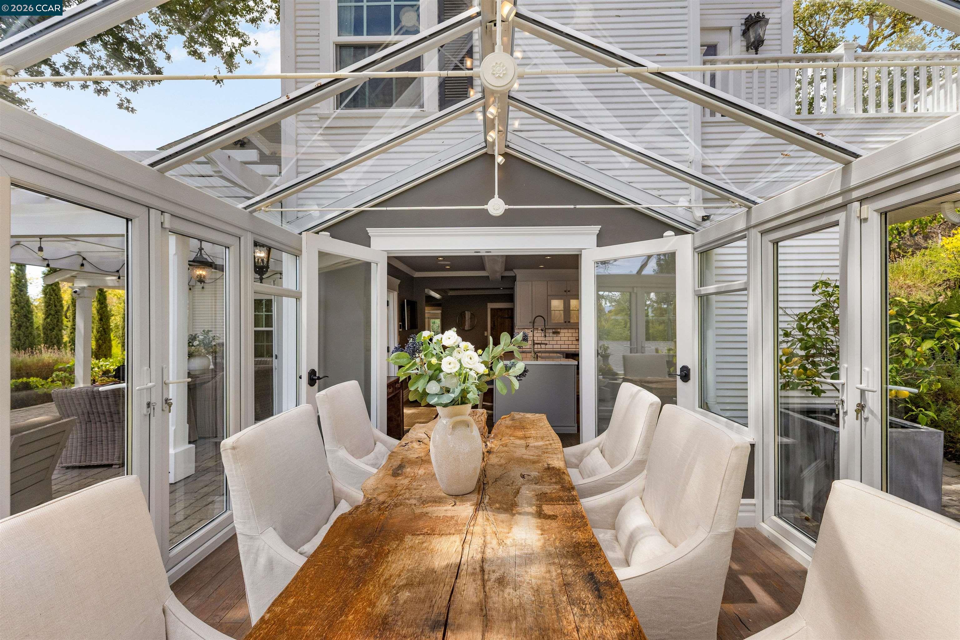 950 Country Lane