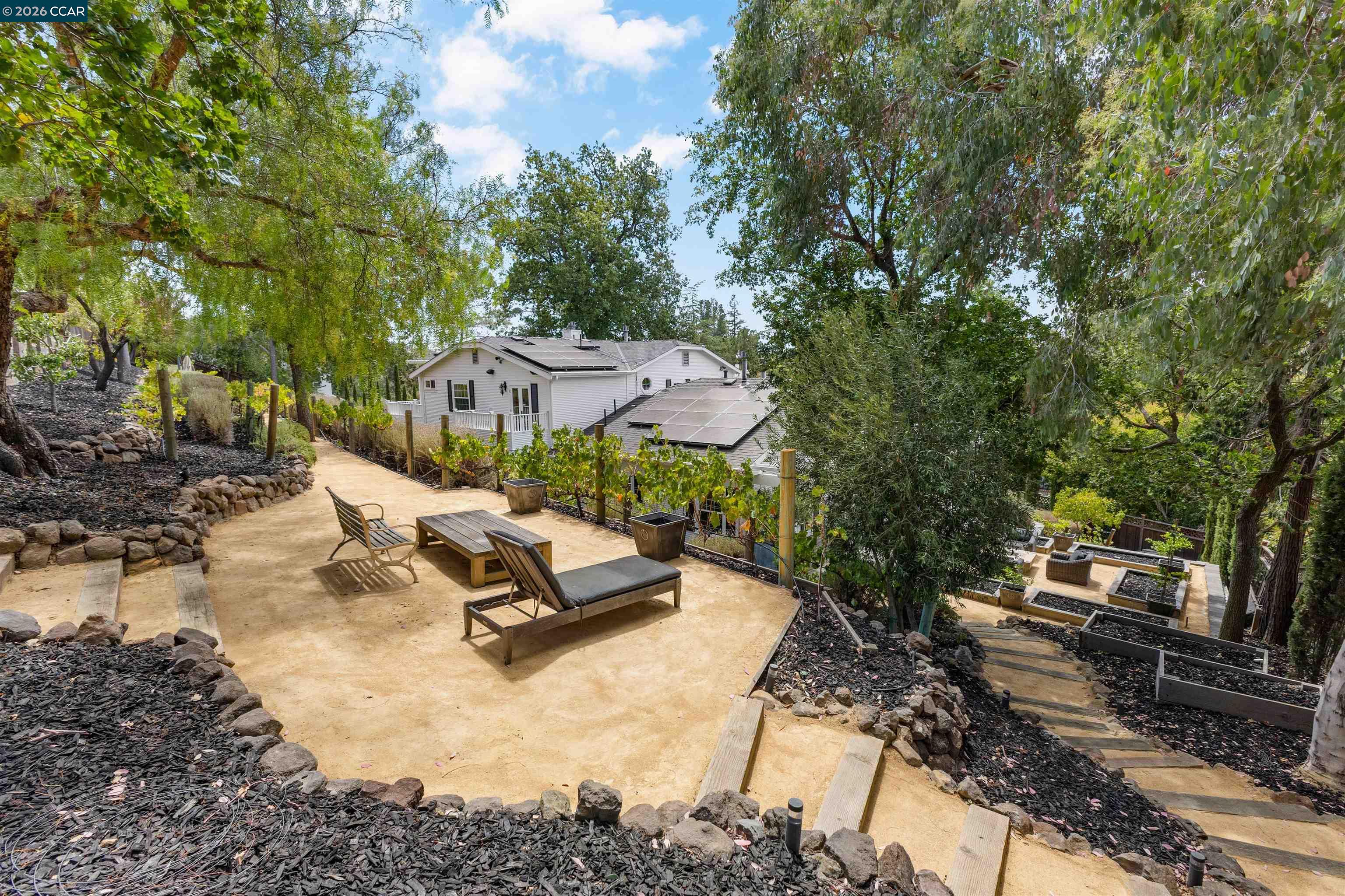 950 Country Lane