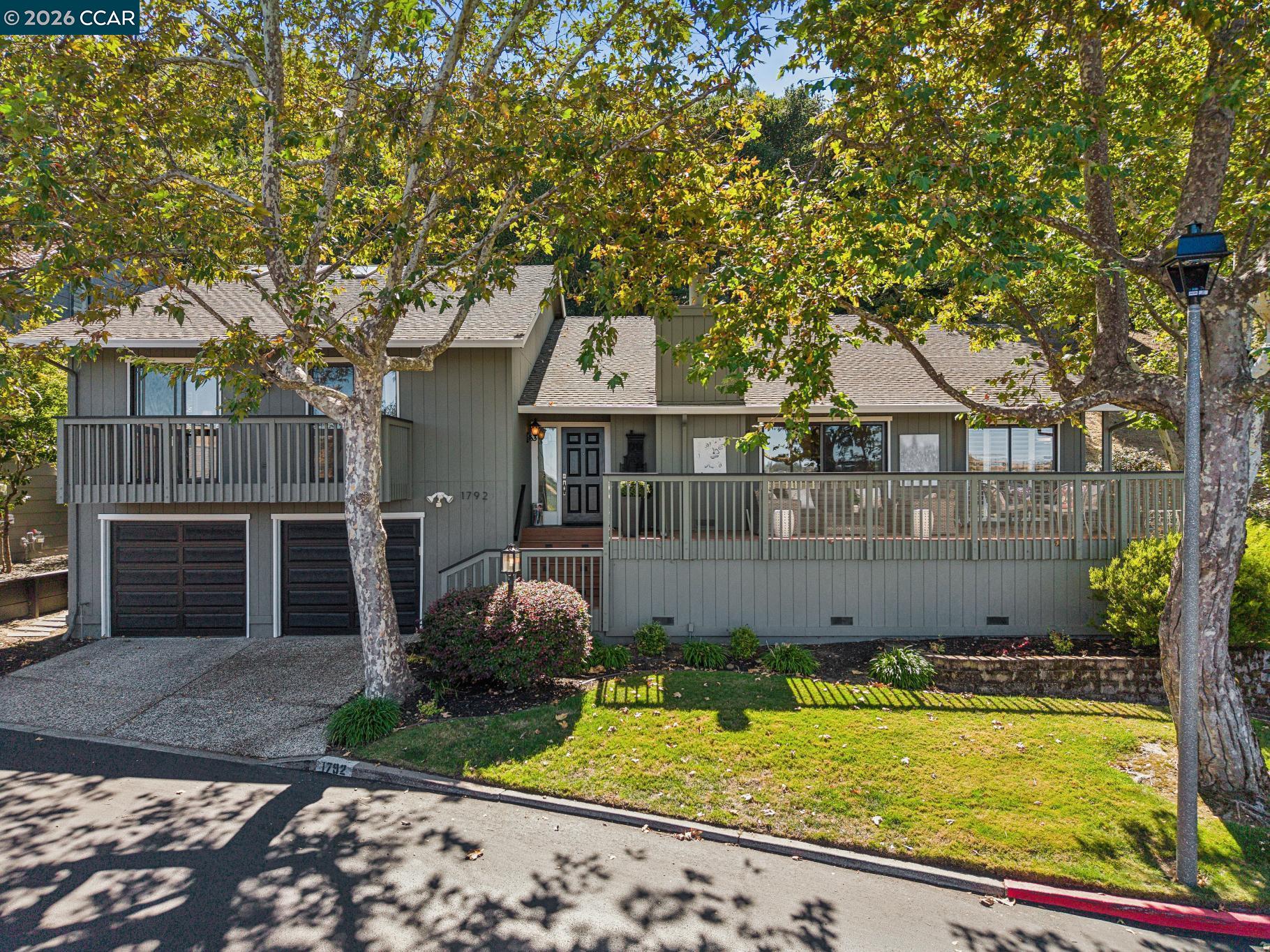 1792 Saint Andrews Dr
