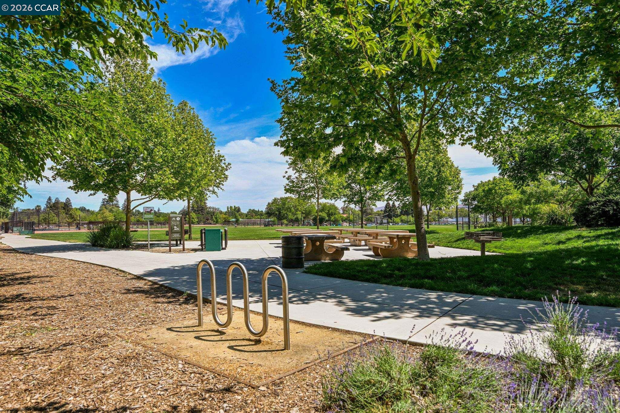 100 Pleasant Valley Dr