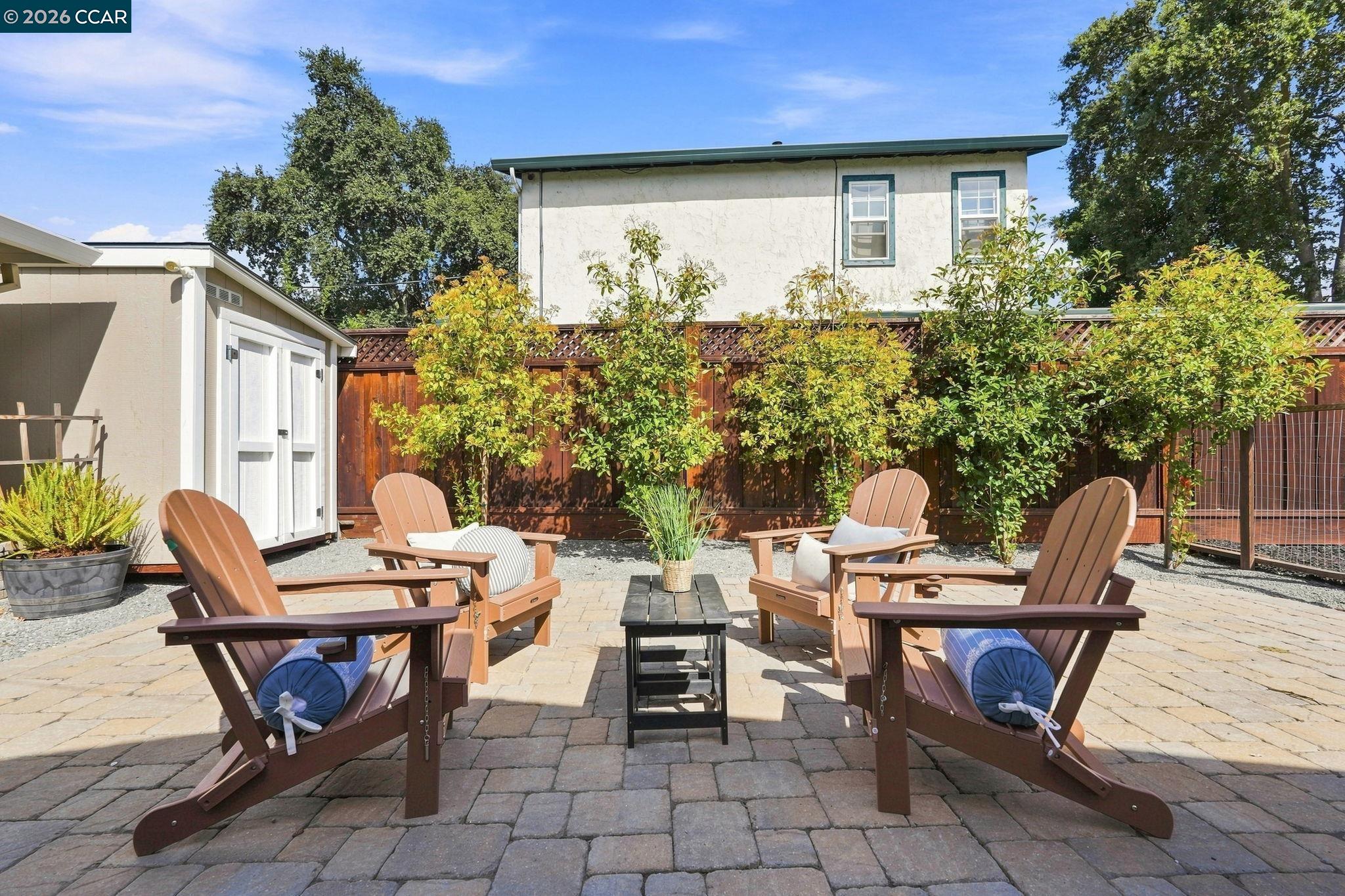 100 Pleasant Valley Dr
