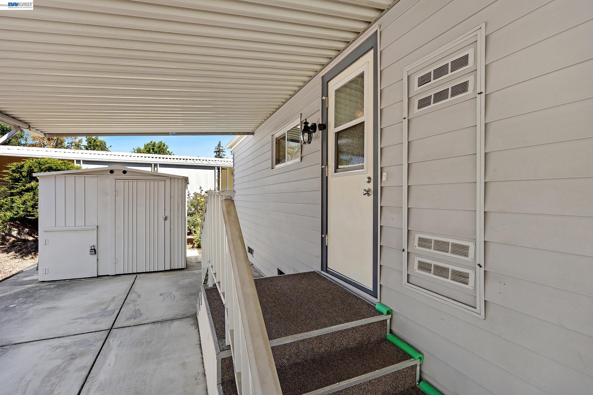 2061 Dalis Drive # 62