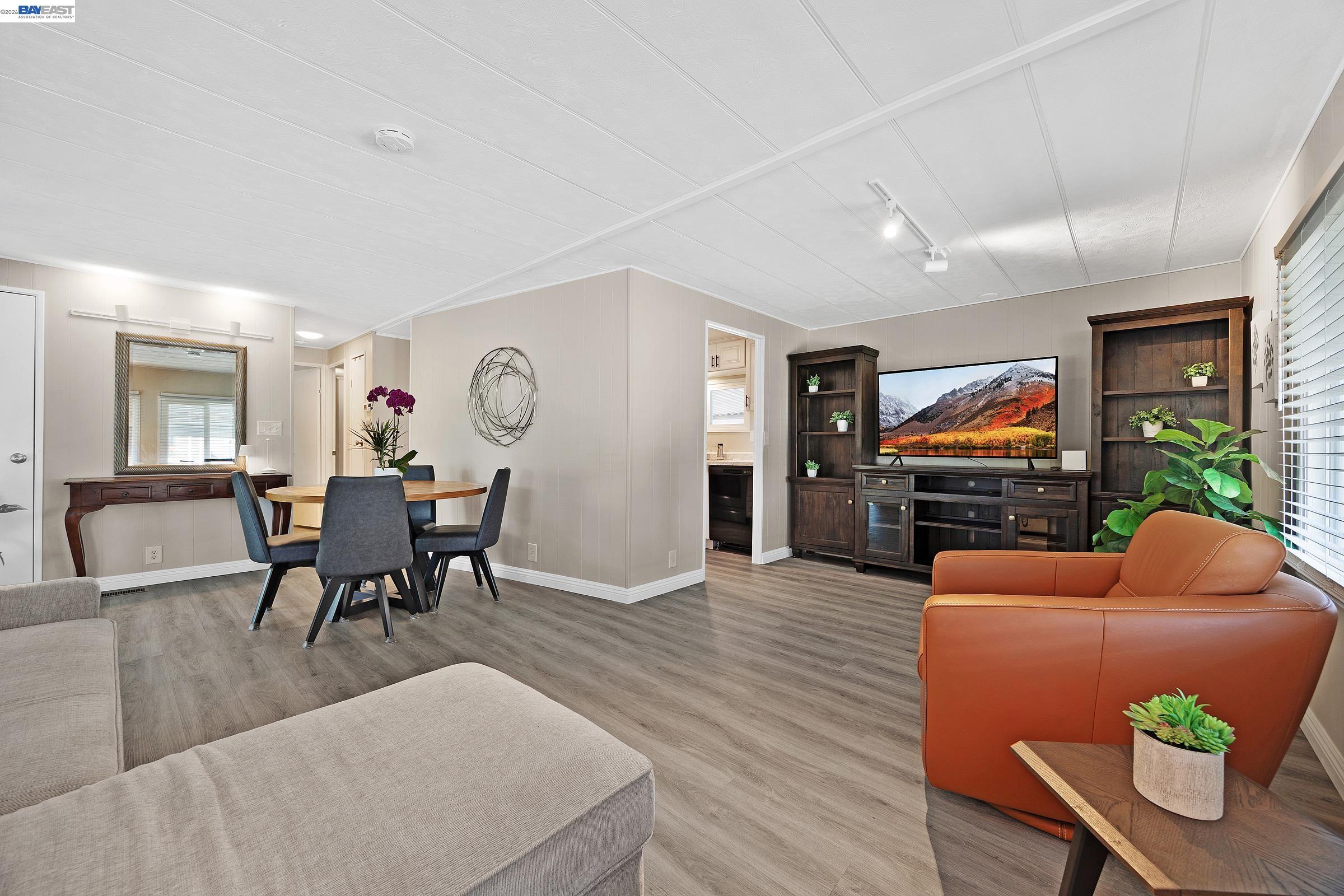 2061 Dalis Drive # 62