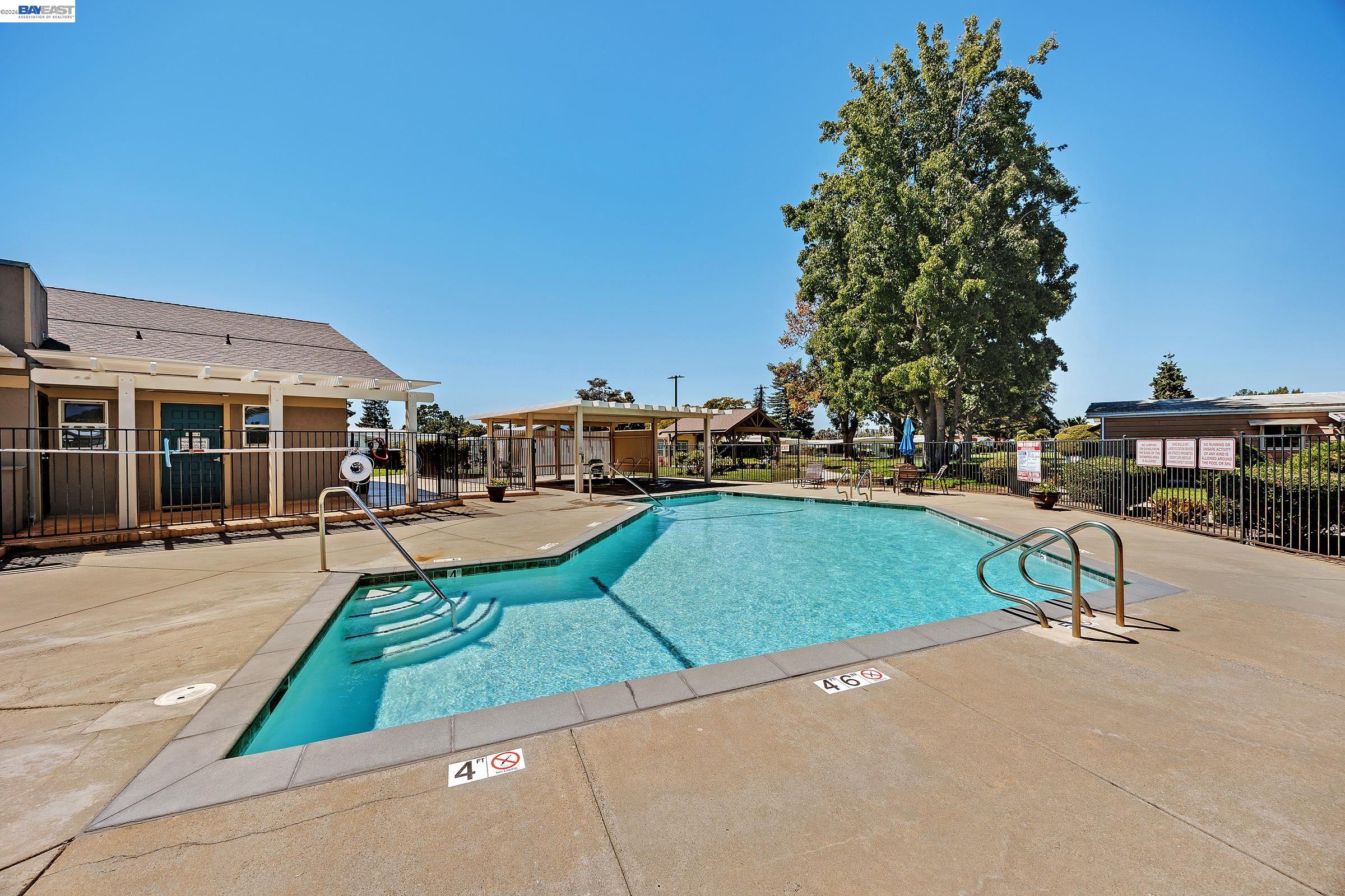 2061 Dalis Drive # 62