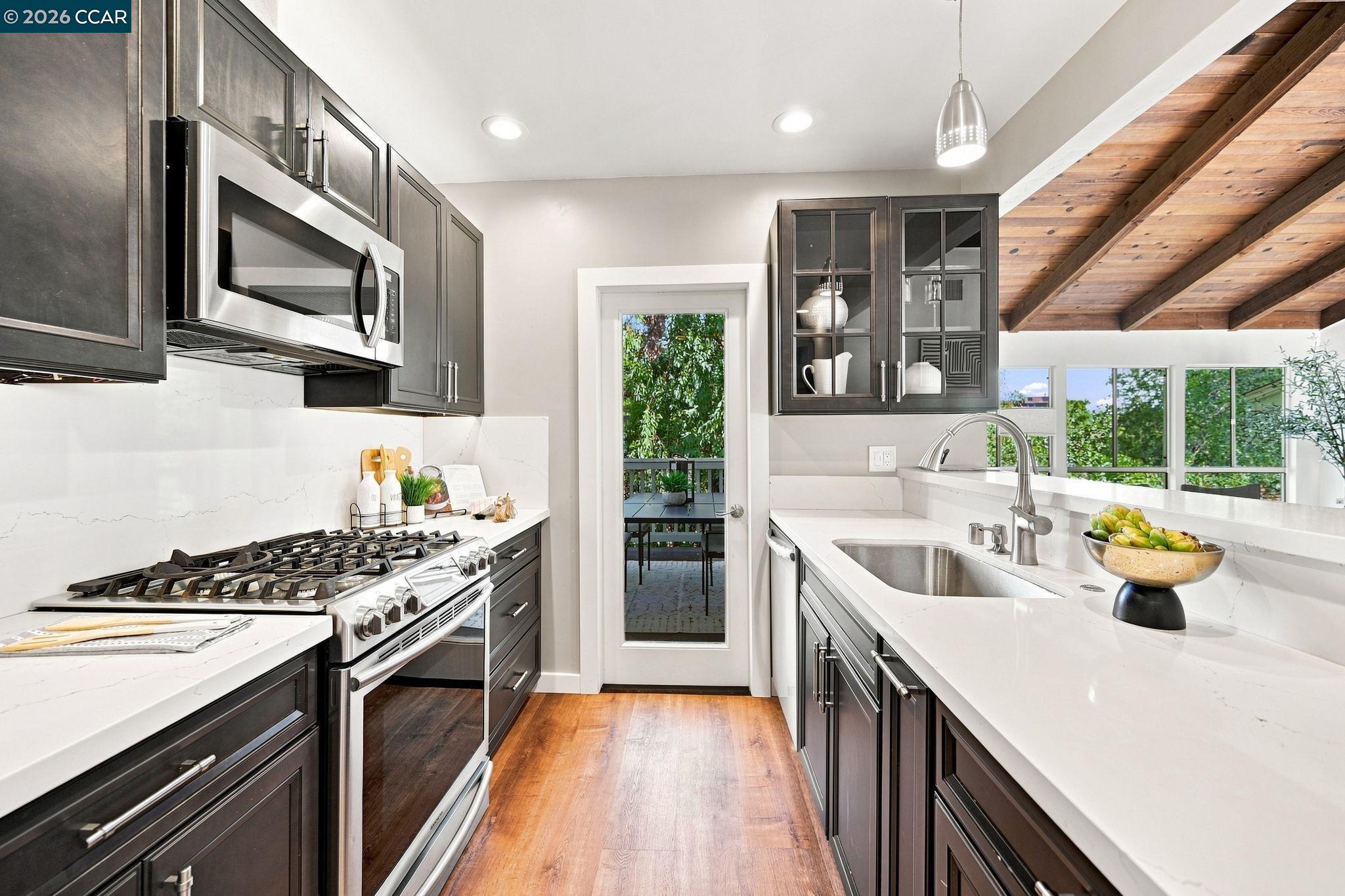 509 Ridgeview Ct