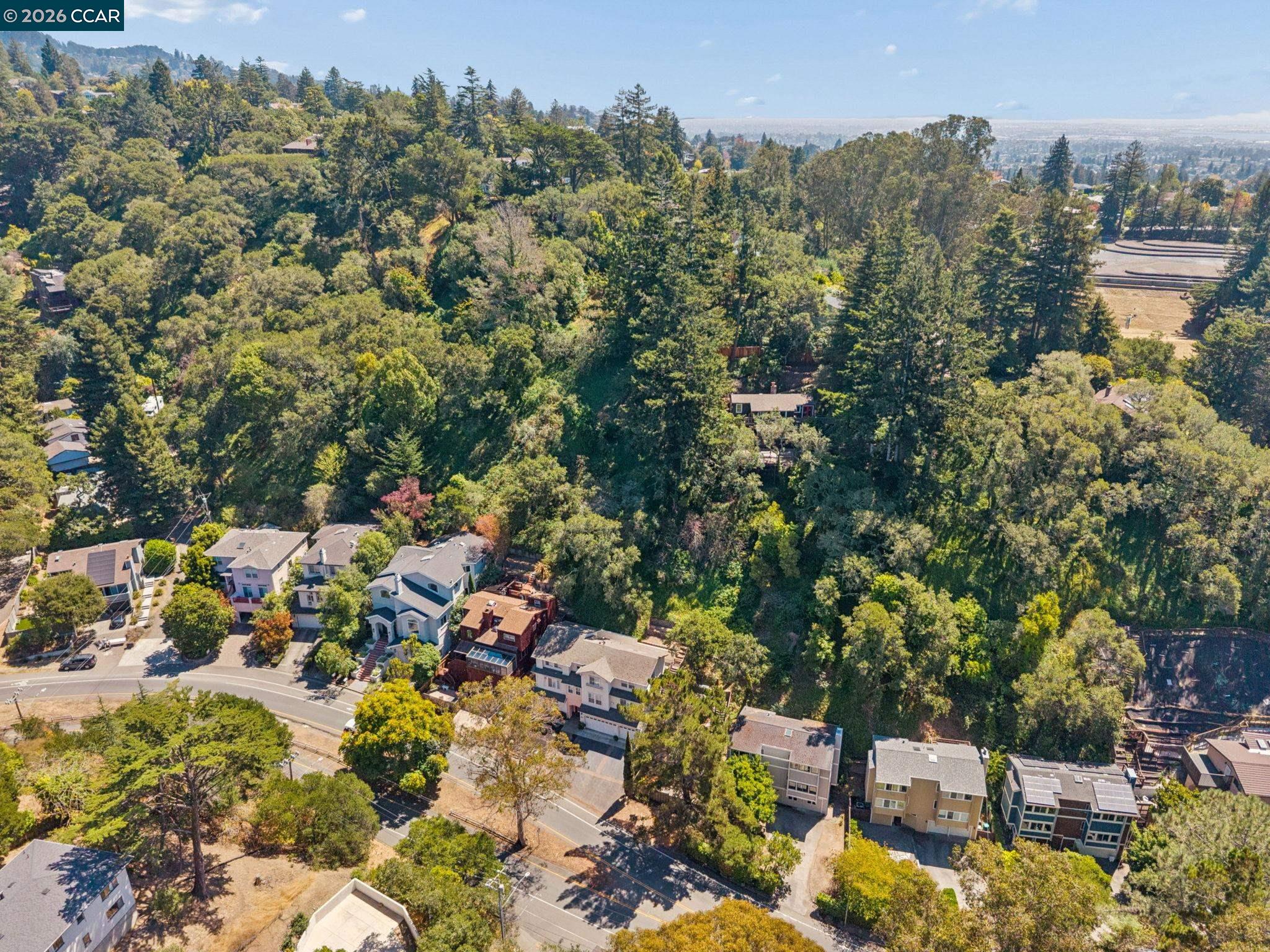5535 Moraga Ave
