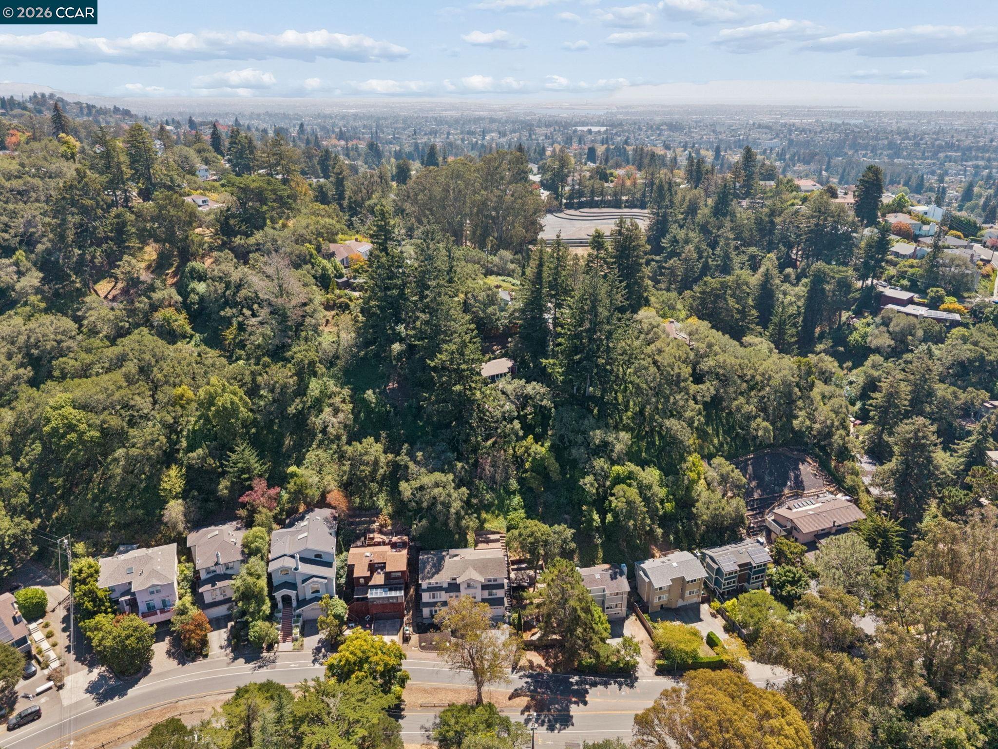 5535 Moraga Ave