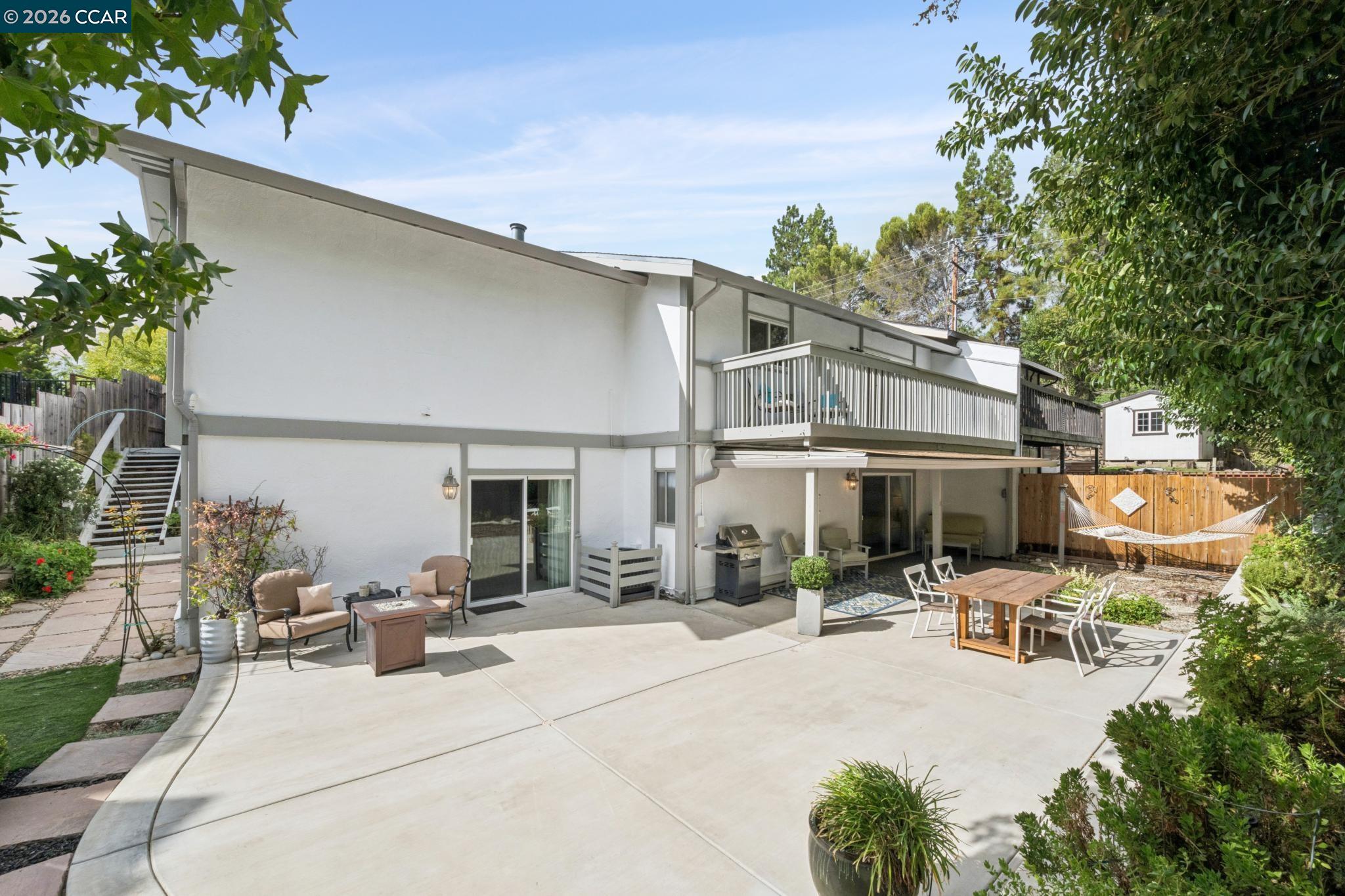 258 Barnett Ter