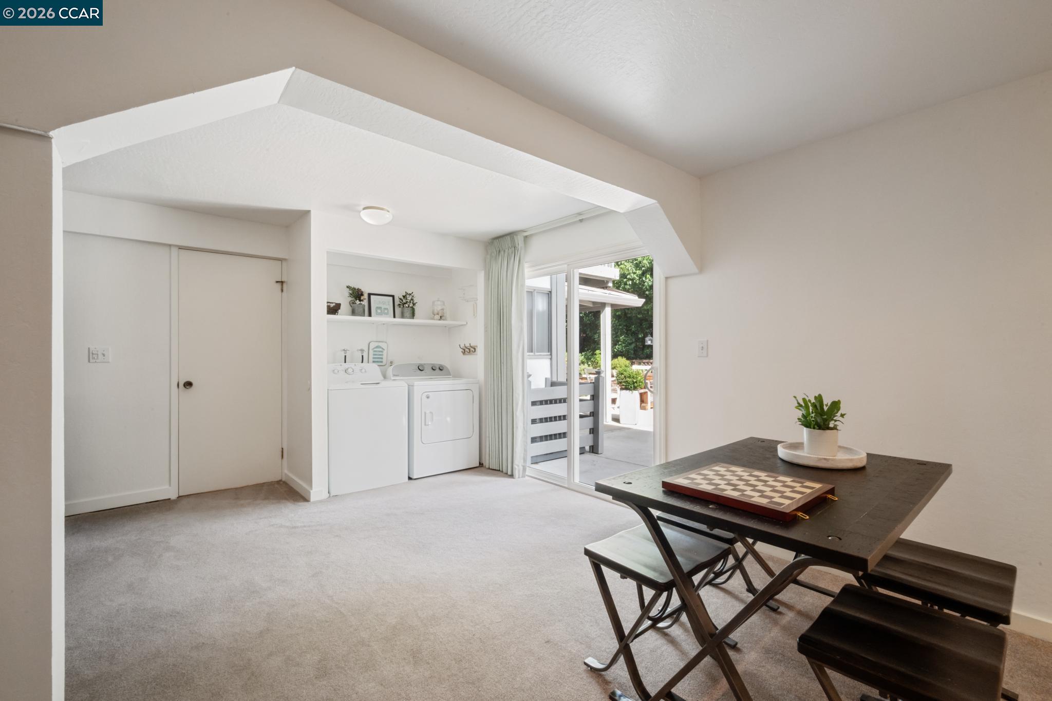 258 Barnett Ter
