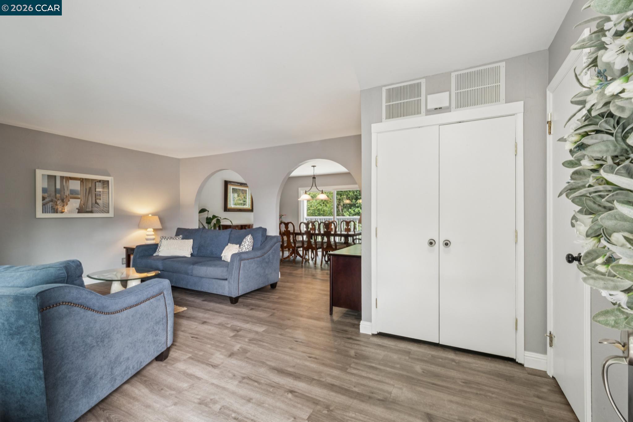 258 Barnett Ter