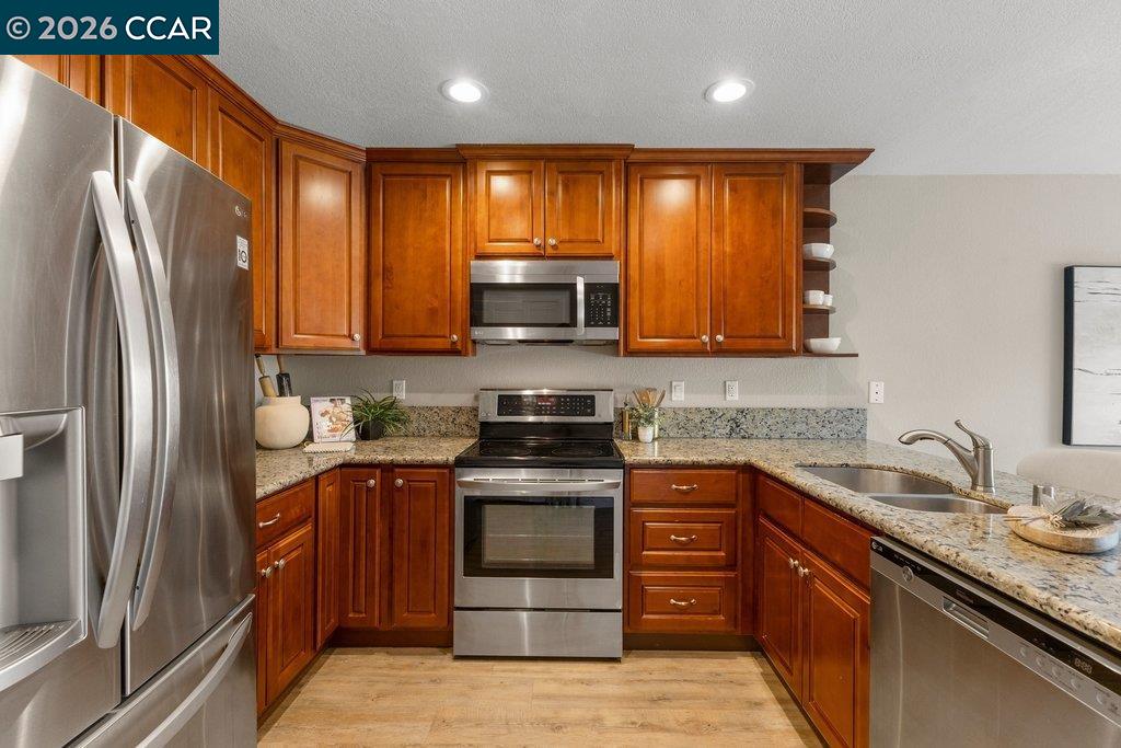1299 Sheppard Ct