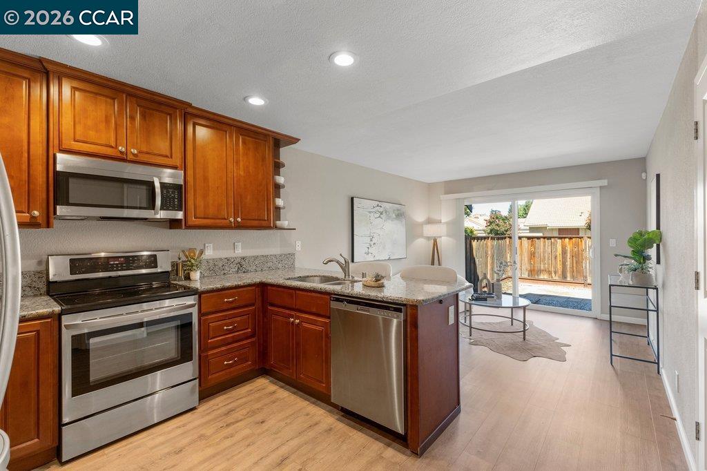 1299 Sheppard Ct