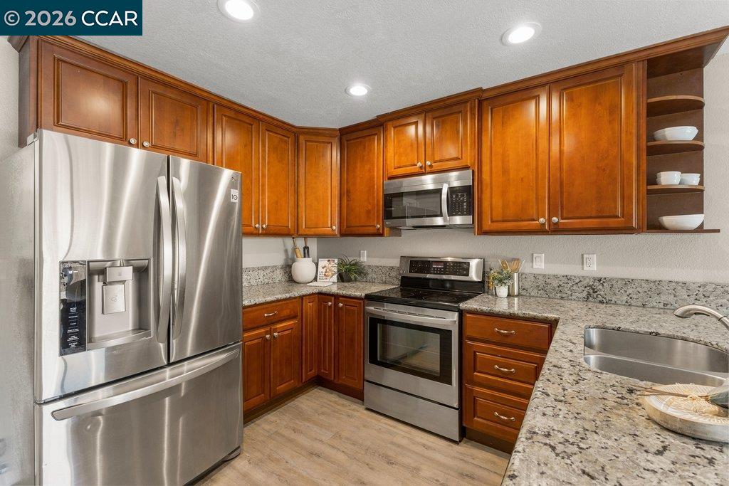 1299 Sheppard Ct