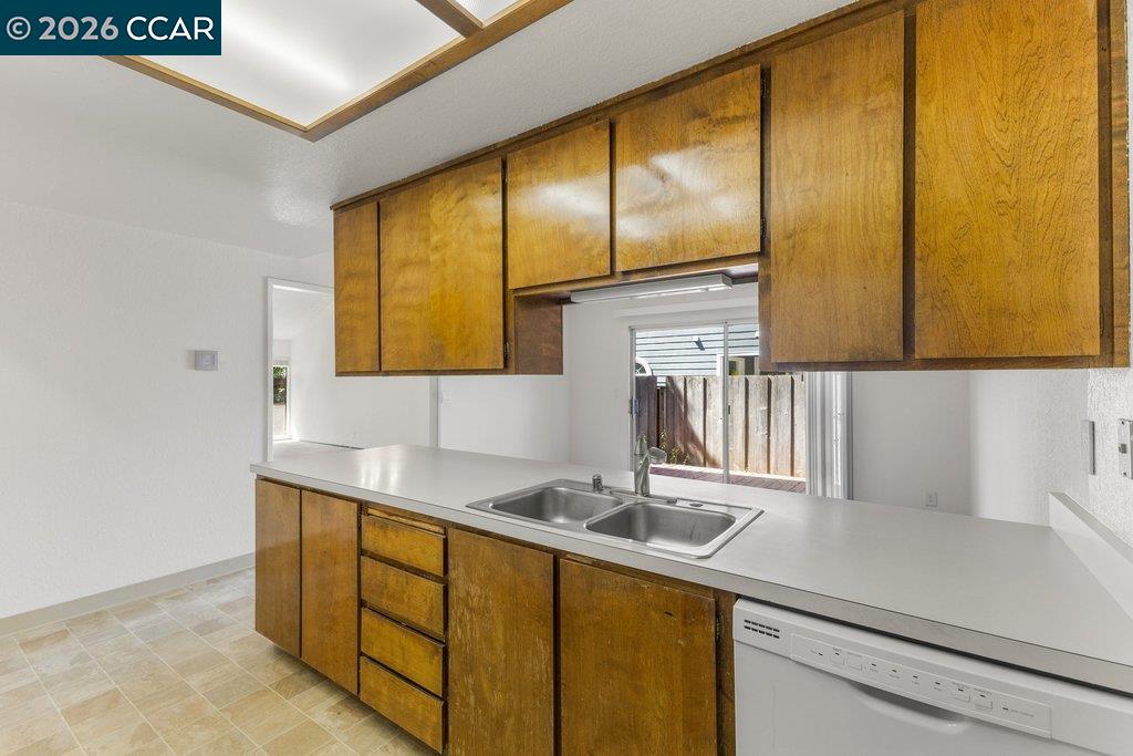 1299 Sheppard Ct